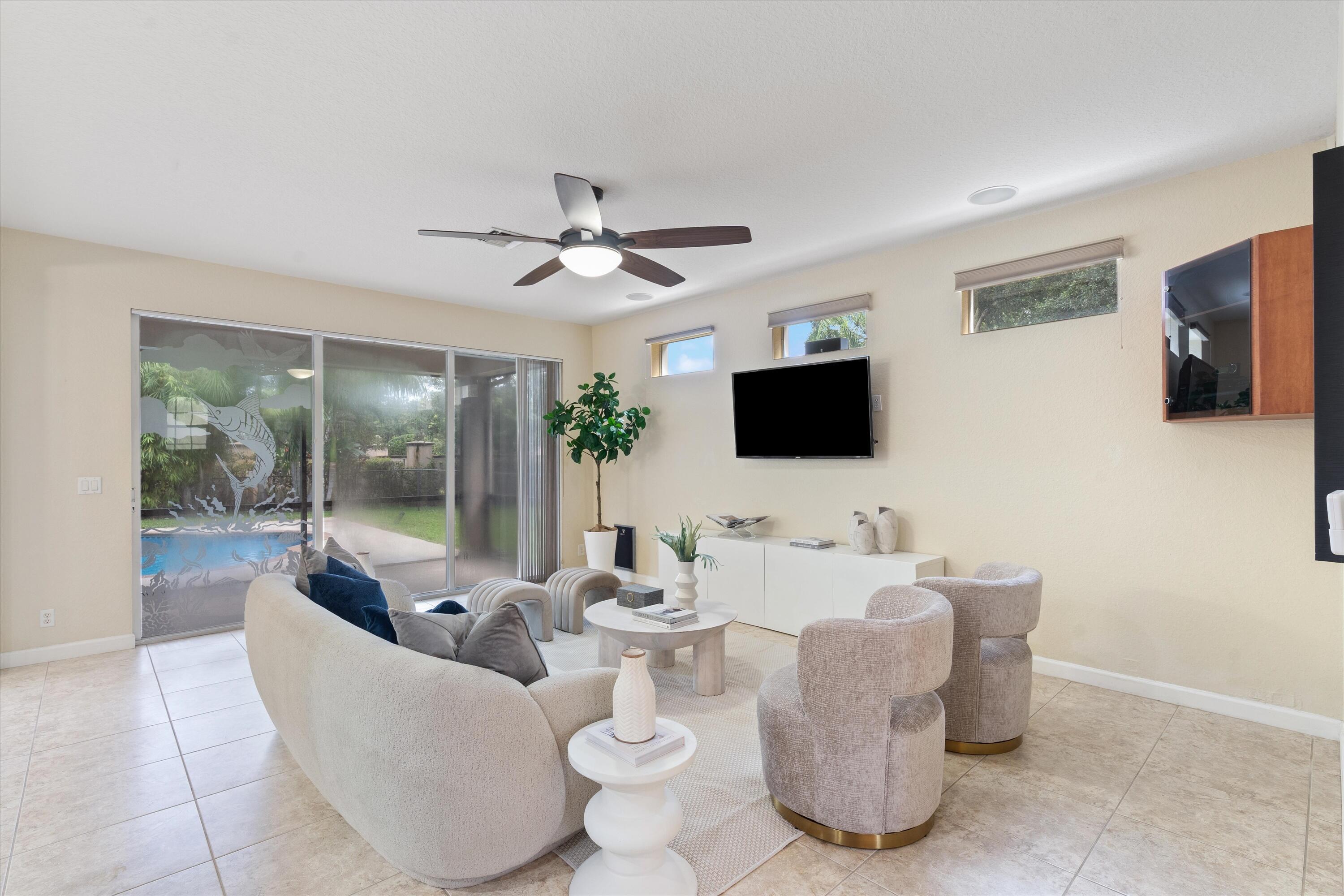 8501 PORTOBELLO Lane