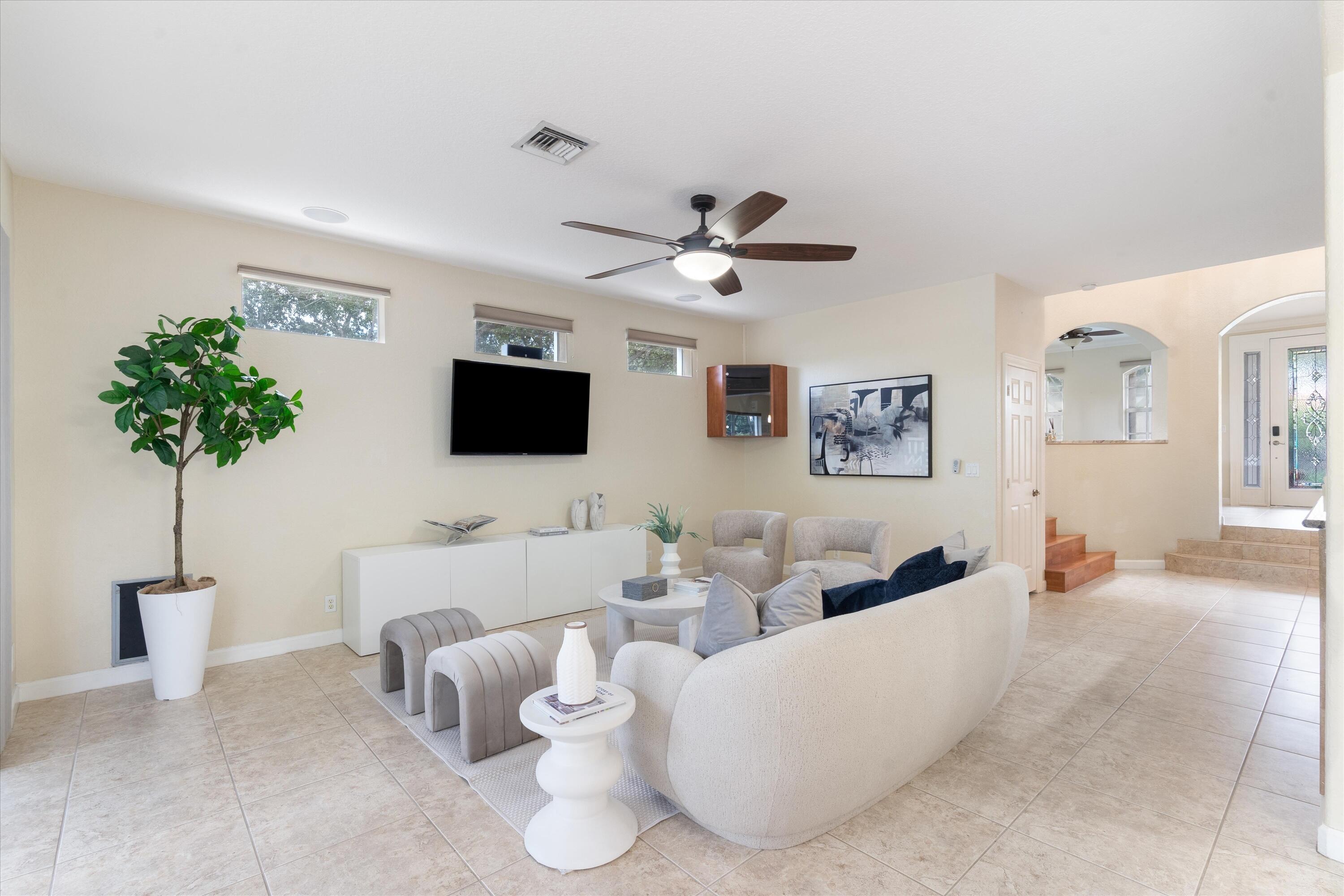 8501 PORTOBELLO Lane