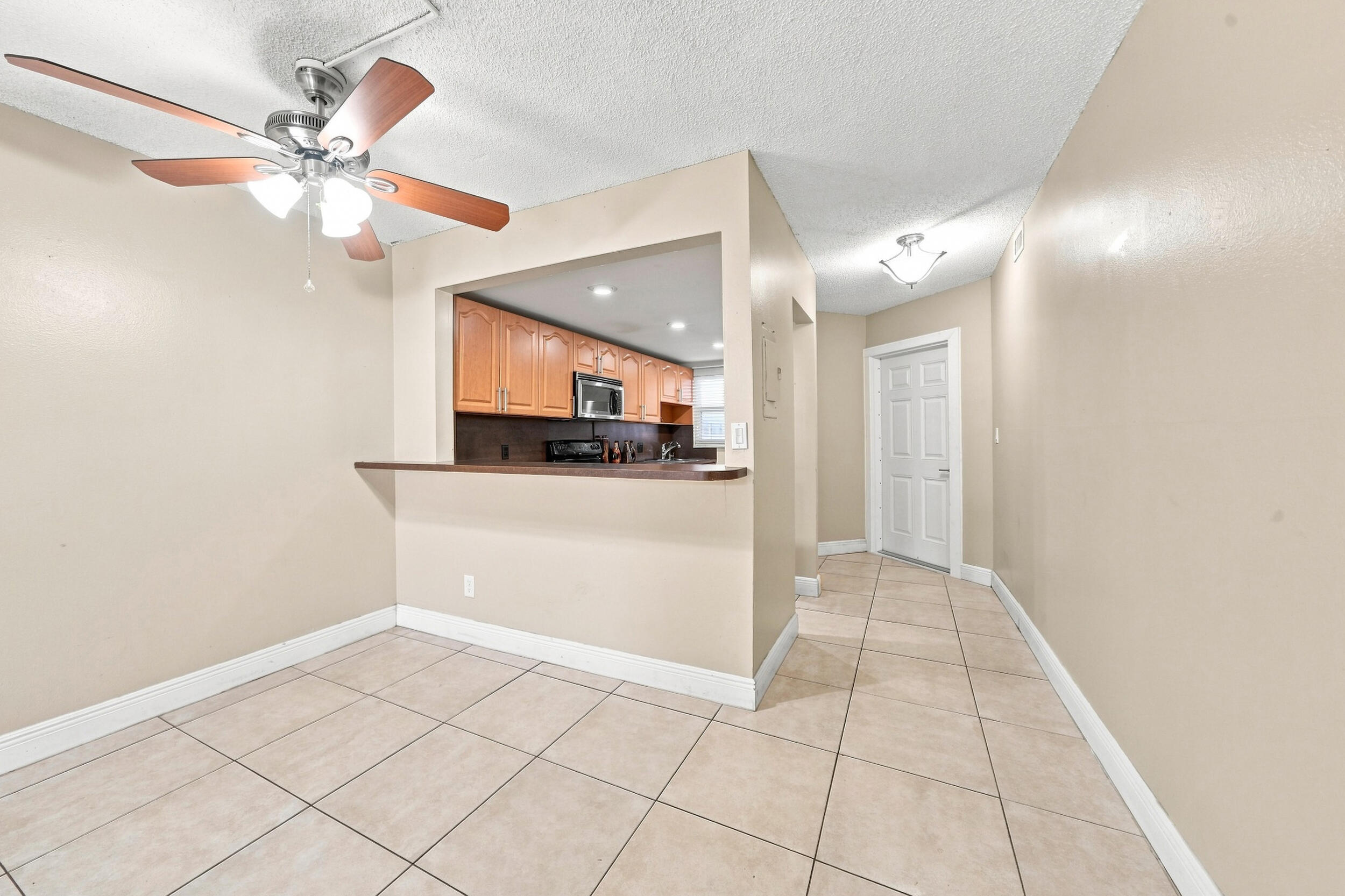 1750 W 46TH Street 242