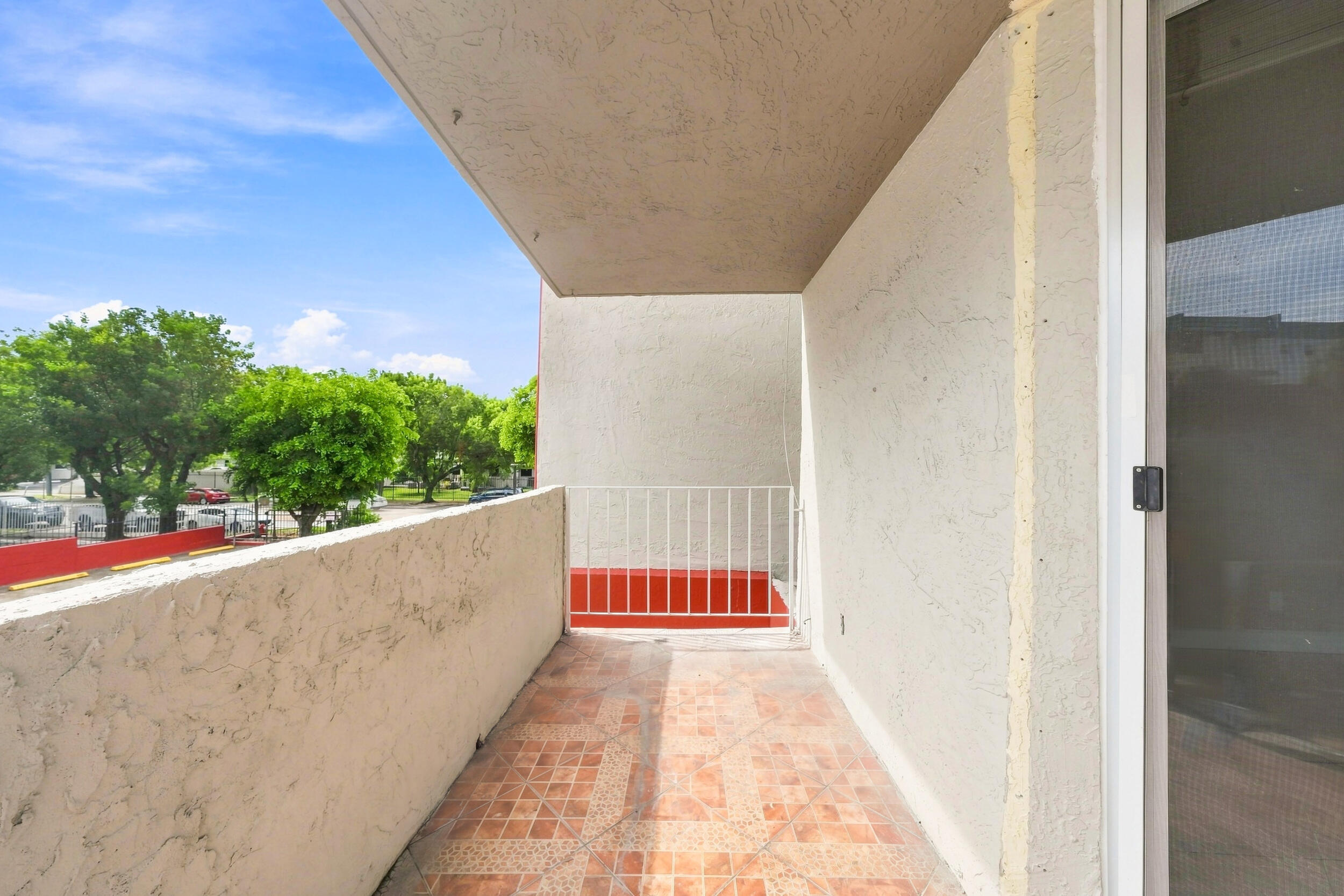 1750 W 46TH Street 242