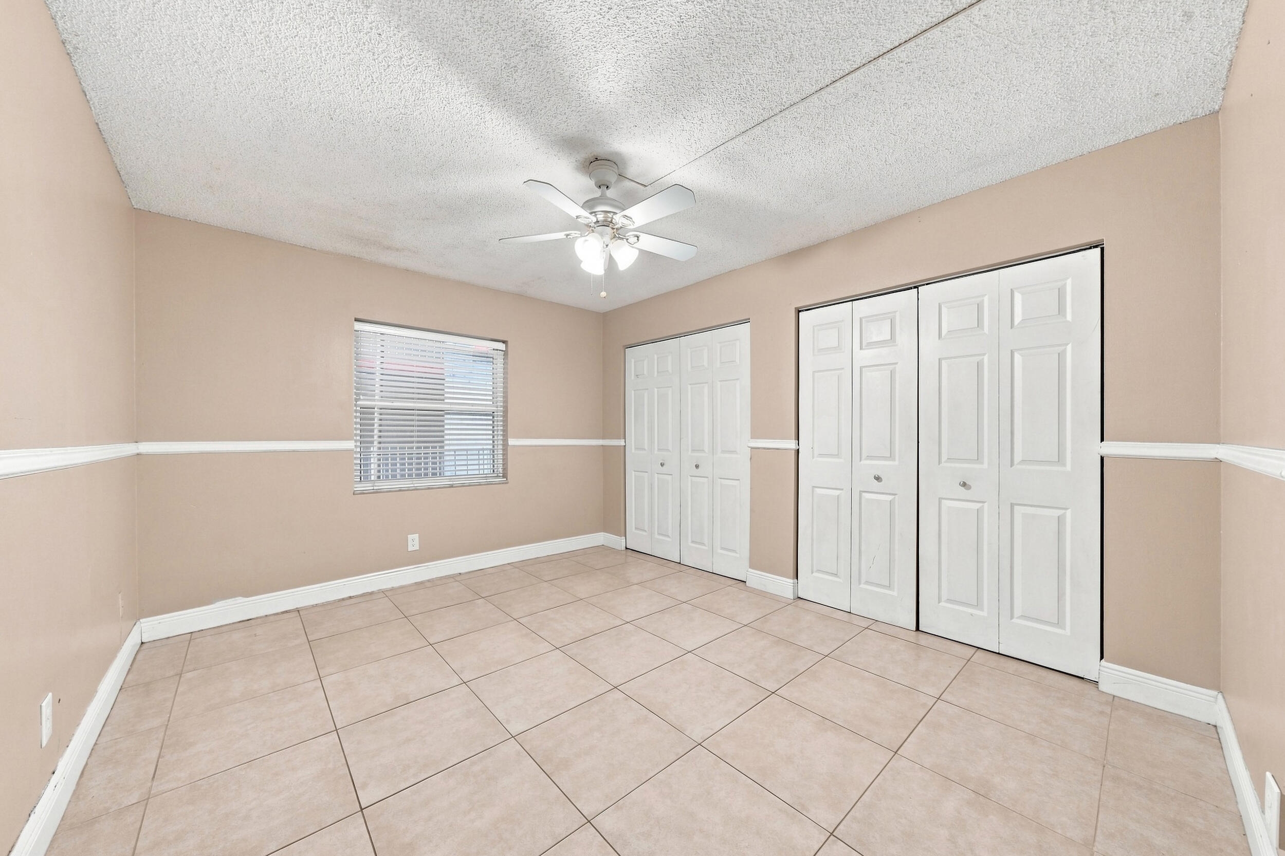 1750 W 46TH Street 242