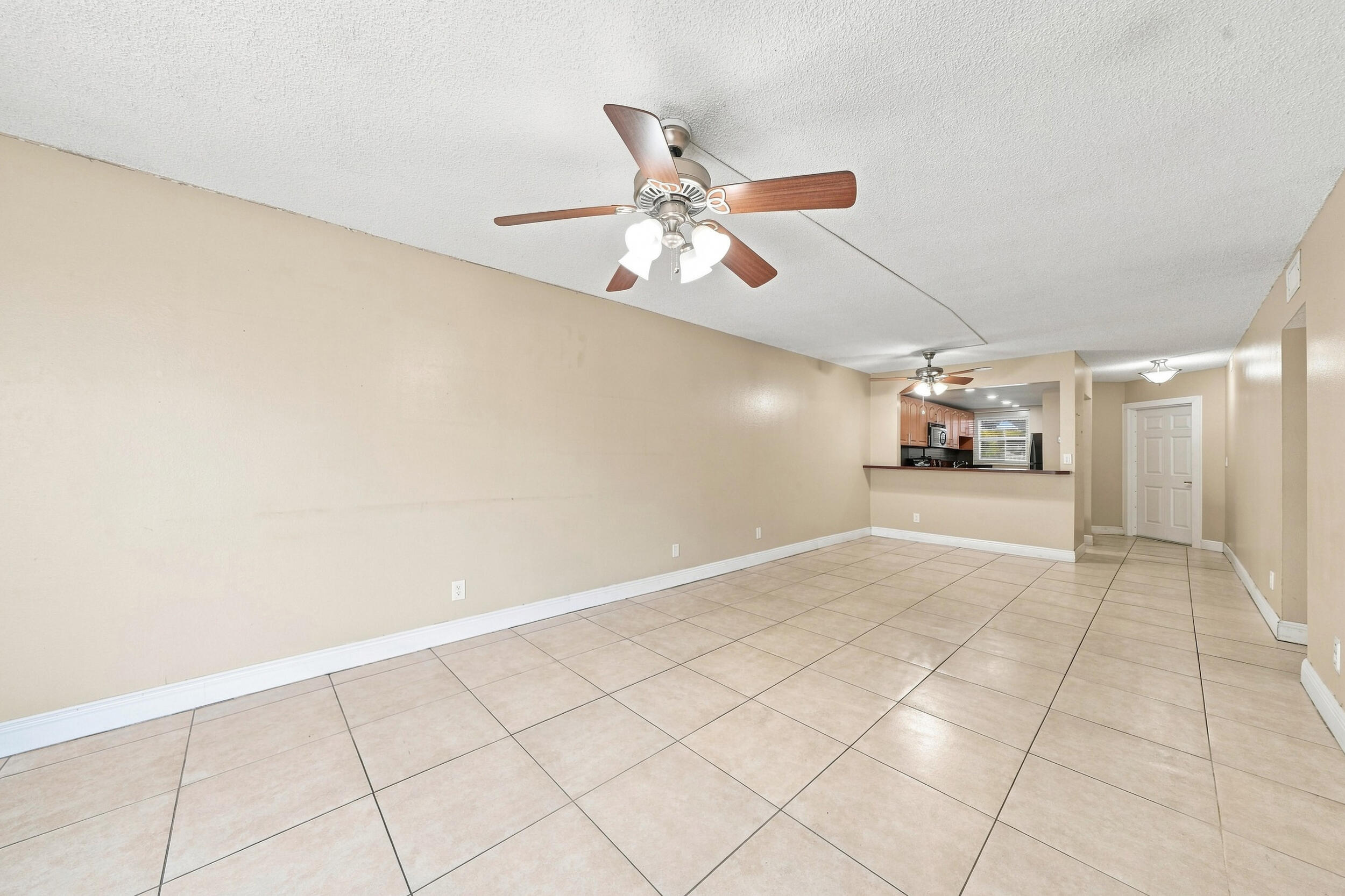 1750 W 46TH Street 242