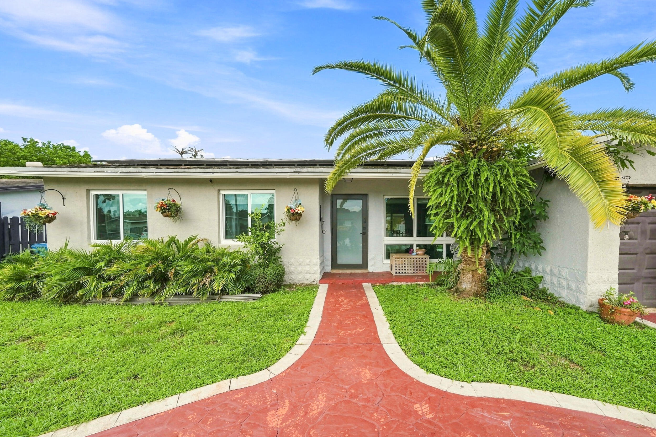11351 NW 37TH Place