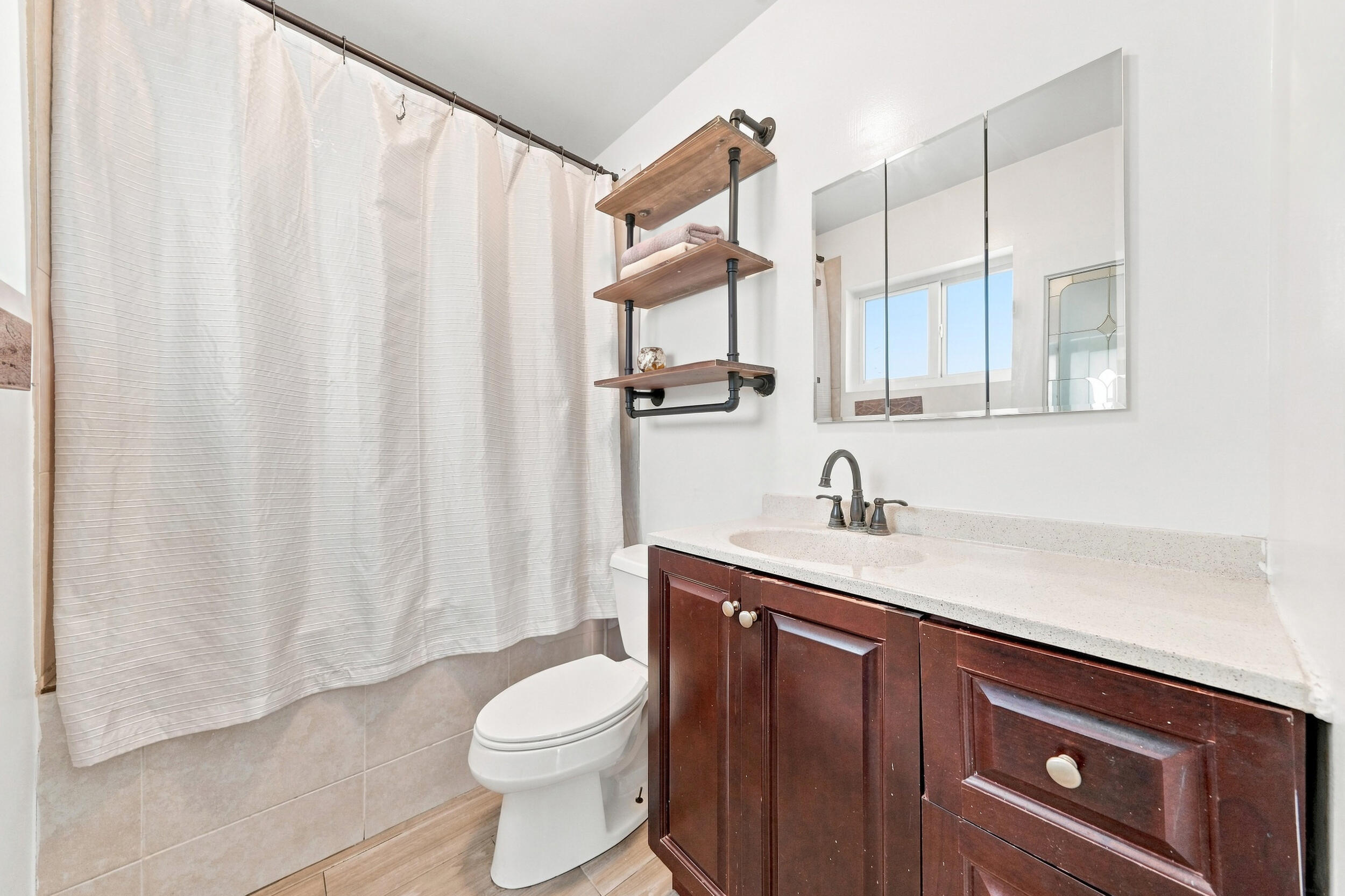 11351 NW 37TH Place