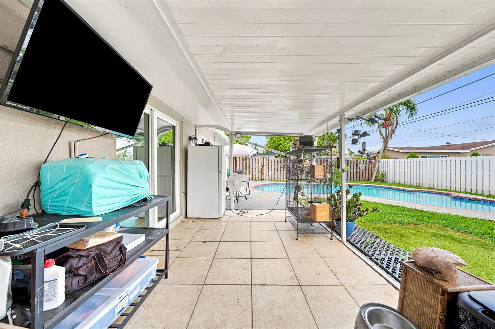 11351 NW 37TH Place