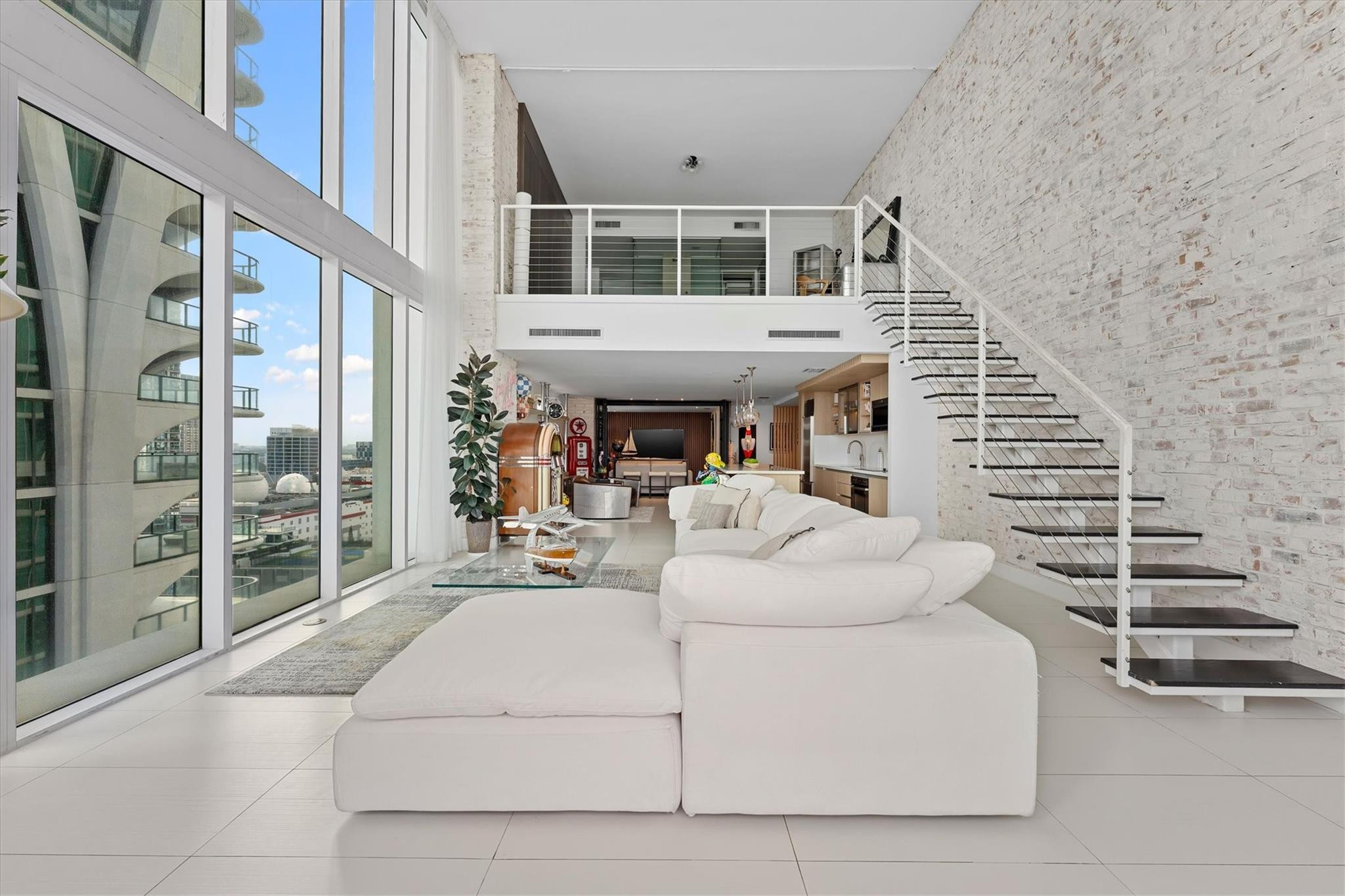1040 Biscayne Boulevard 2101