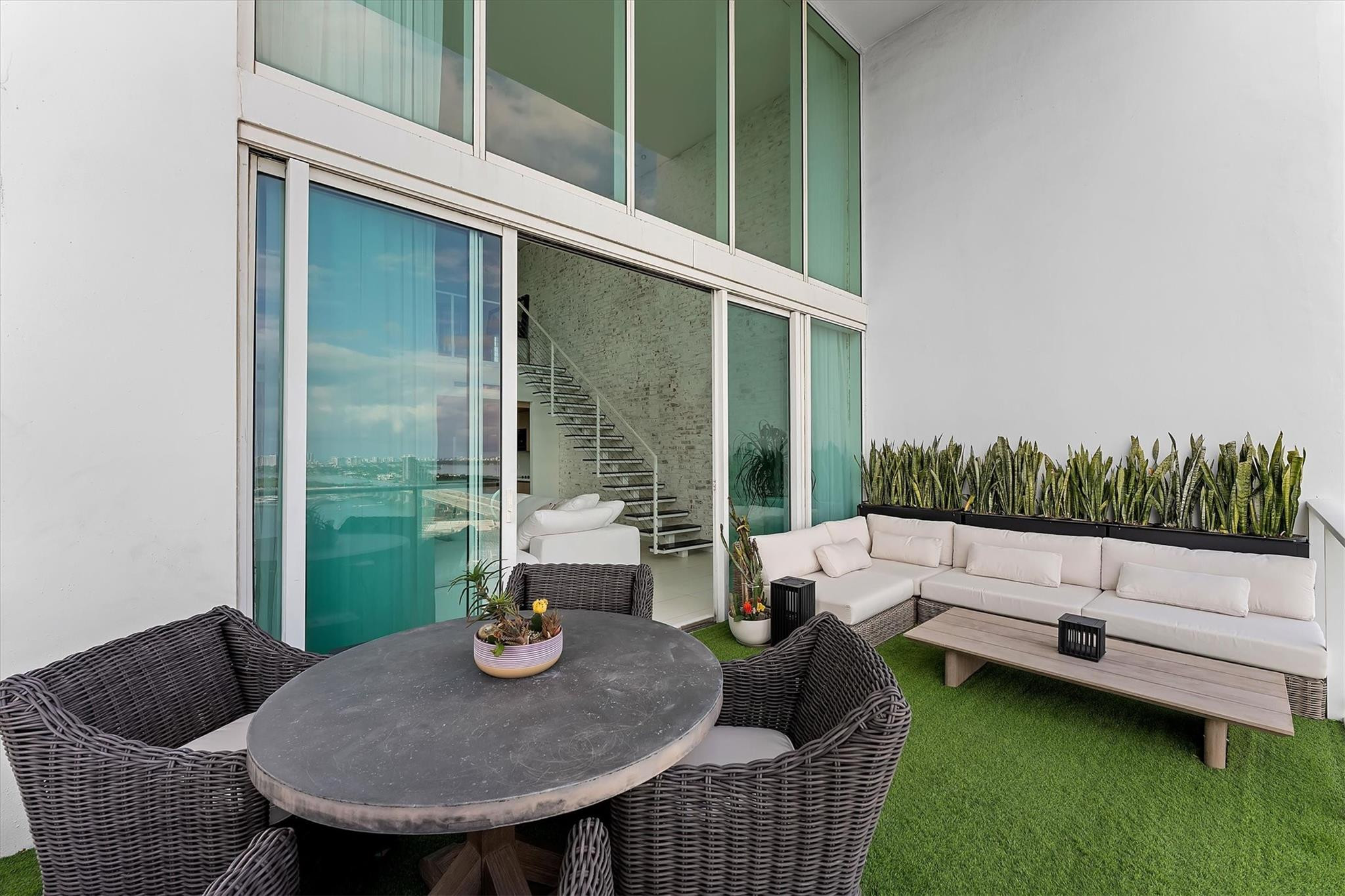 1040 Biscayne Boulevard 2101