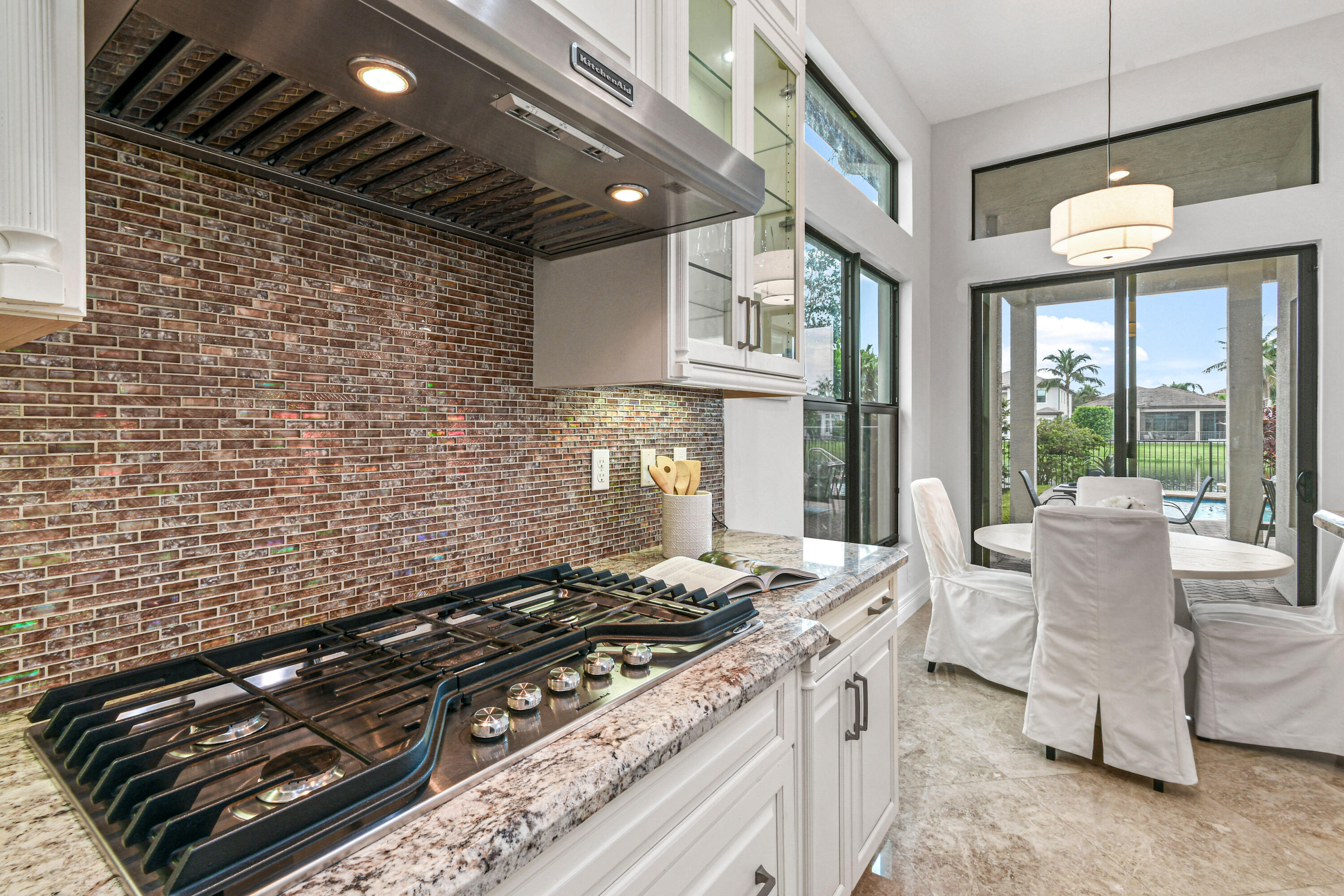 9512 Eden Roc Court