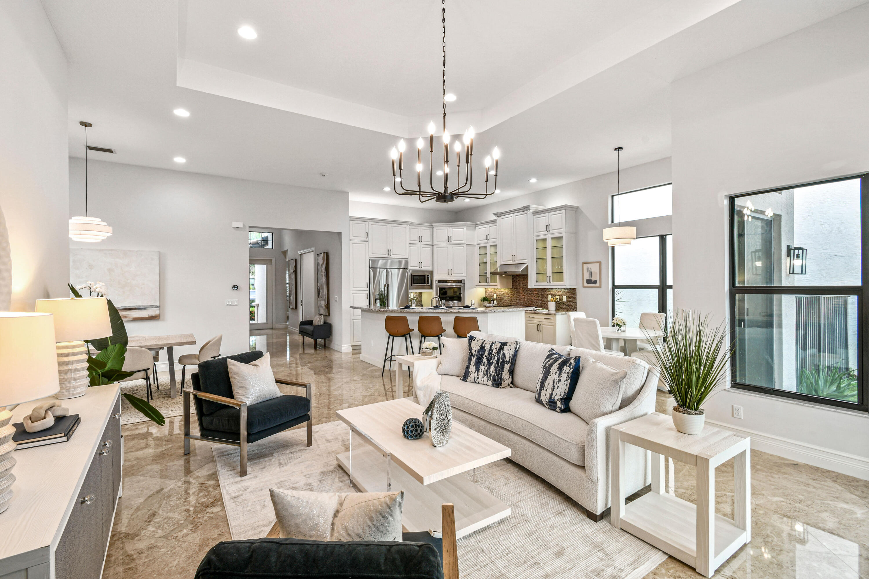 9512 Eden Roc Court