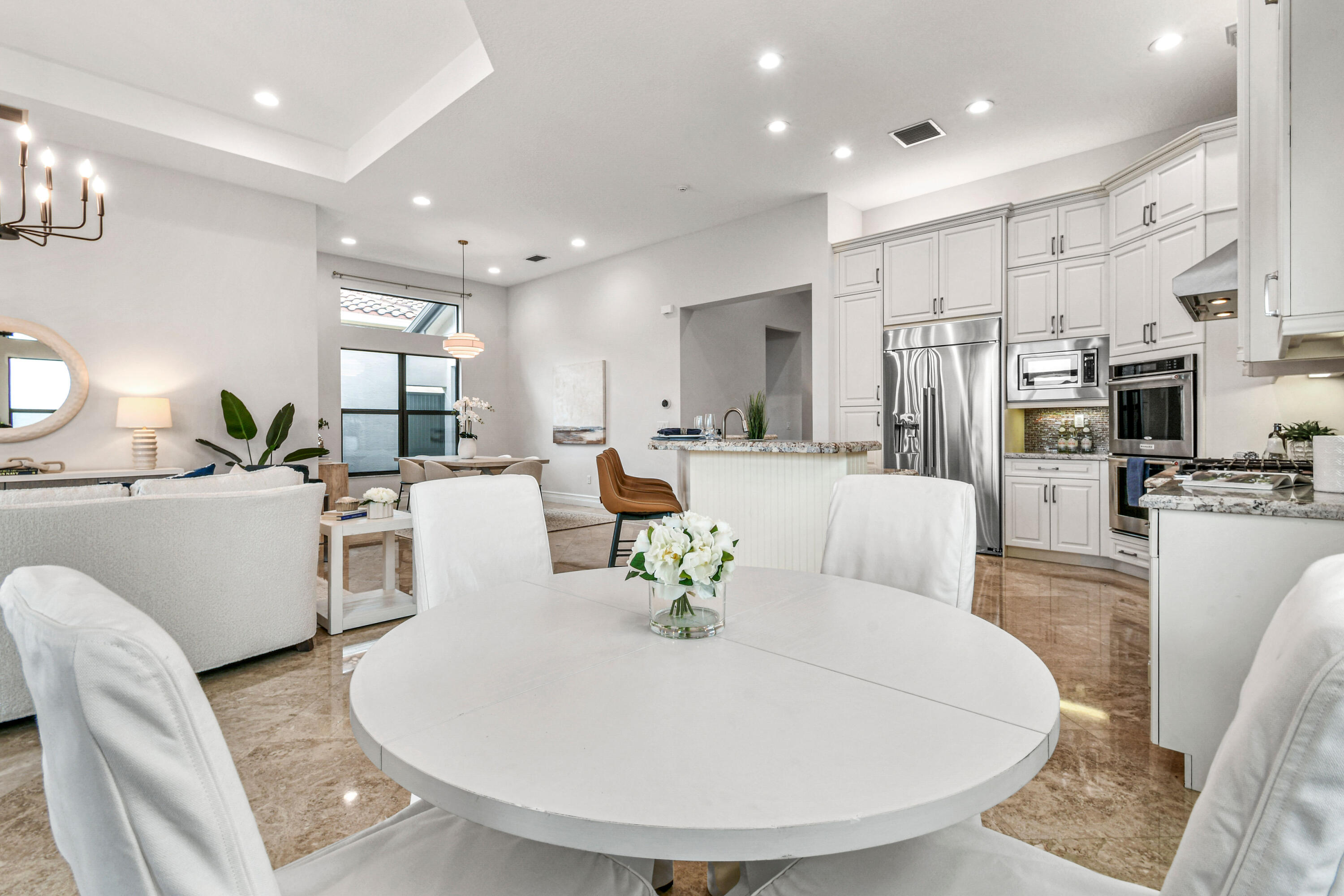 9512 Eden Roc Court