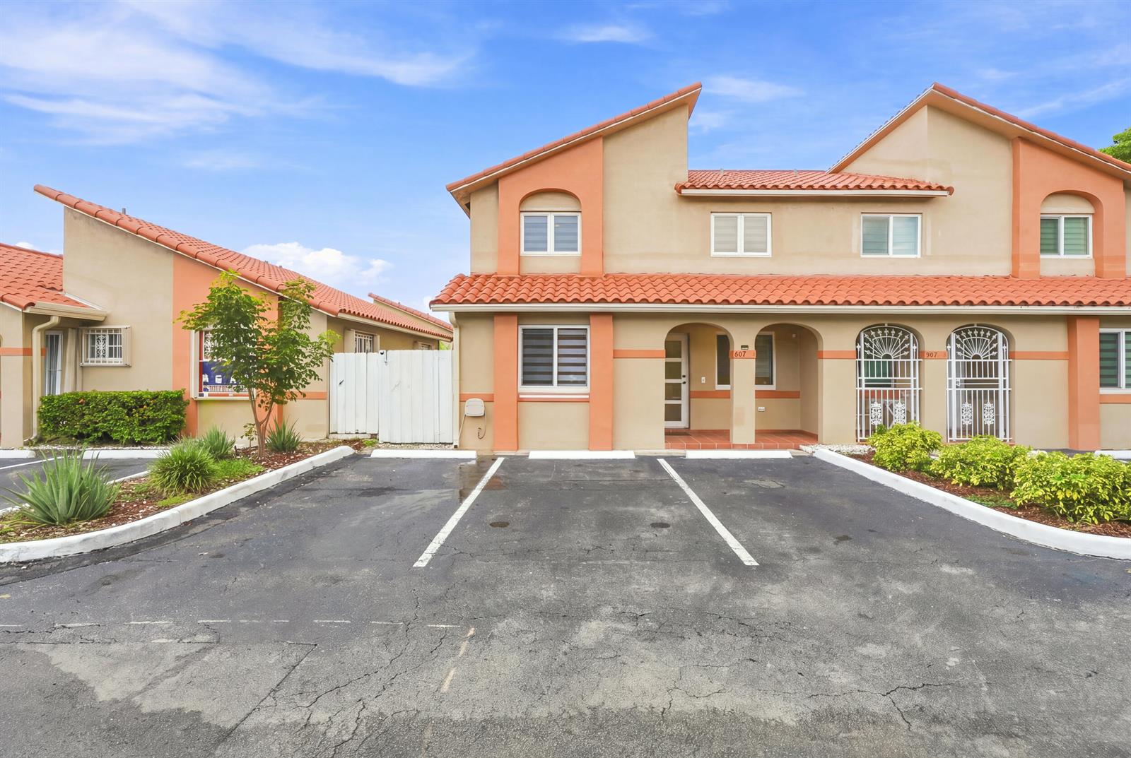 2217 W 69TH Street # 2217A