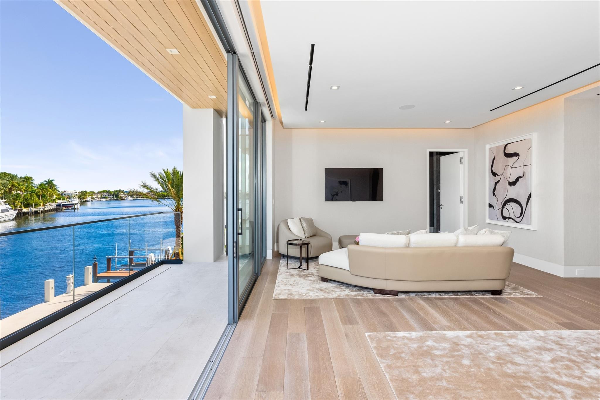 68 ISLA BAHIA Drive