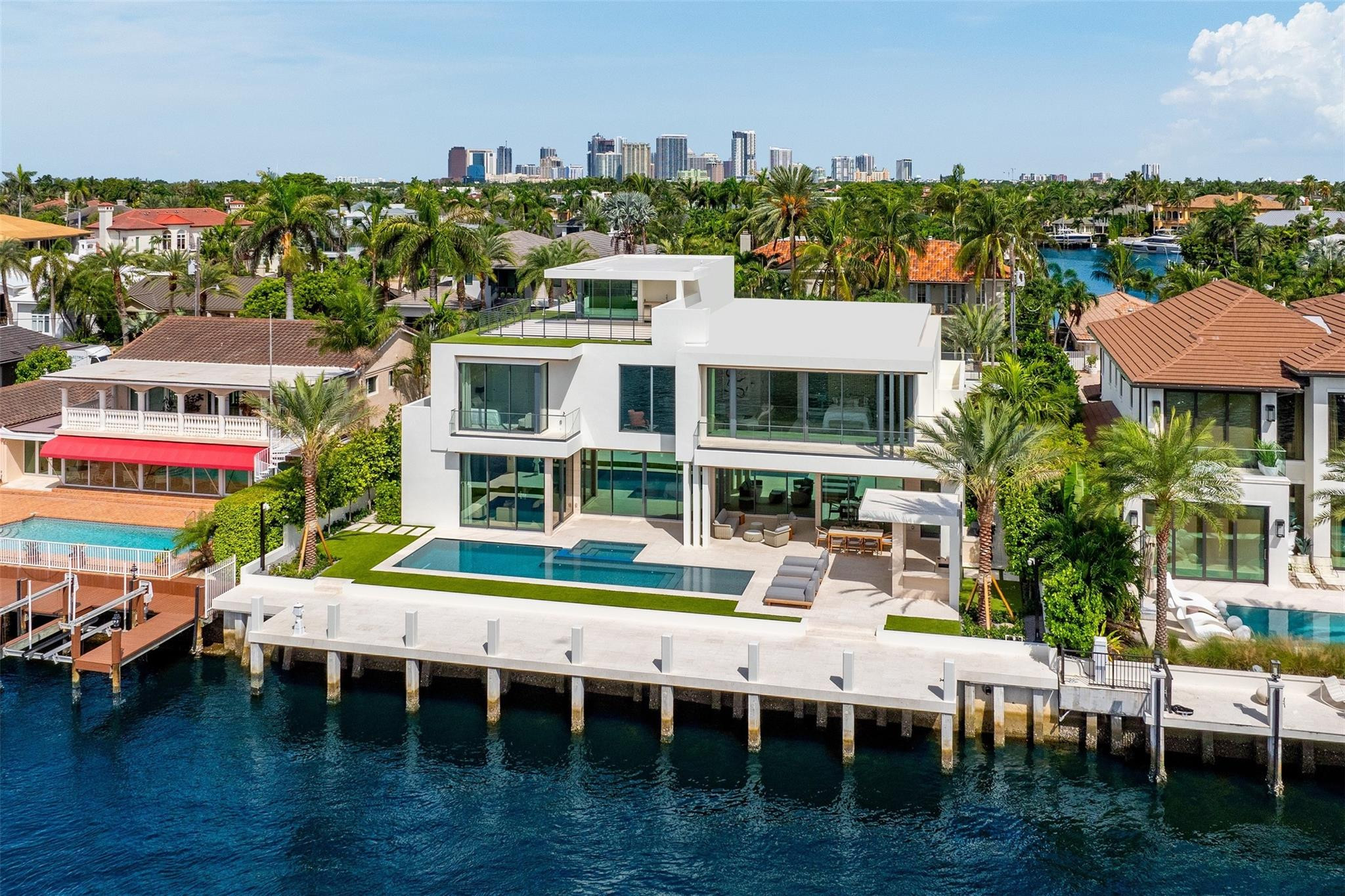 68 ISLA BAHIA Drive