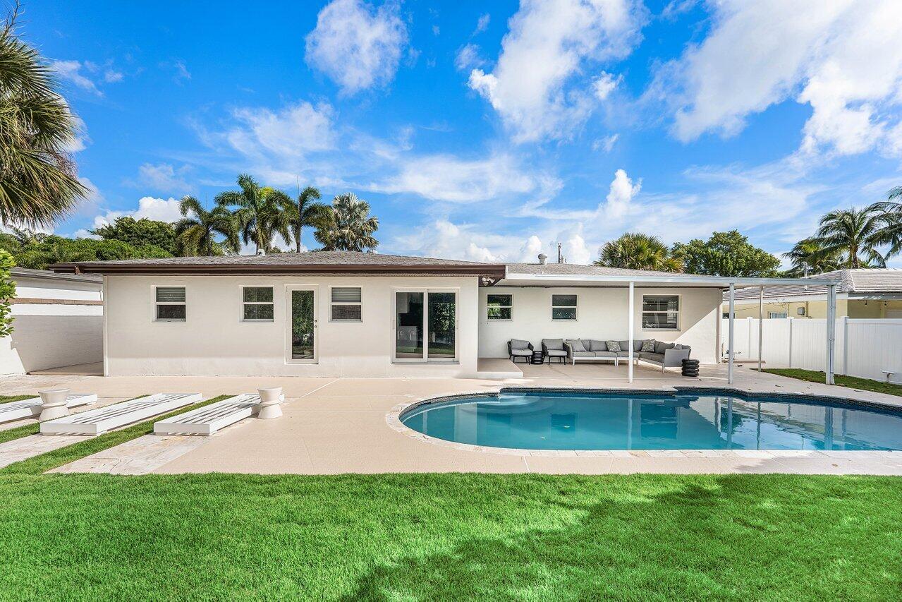 638 Shore Drive