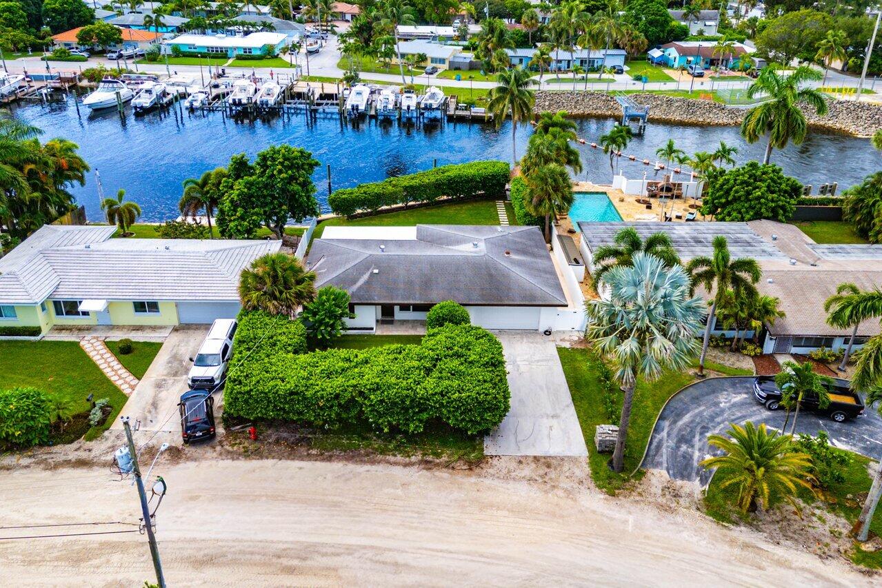 638 Shore Drive
