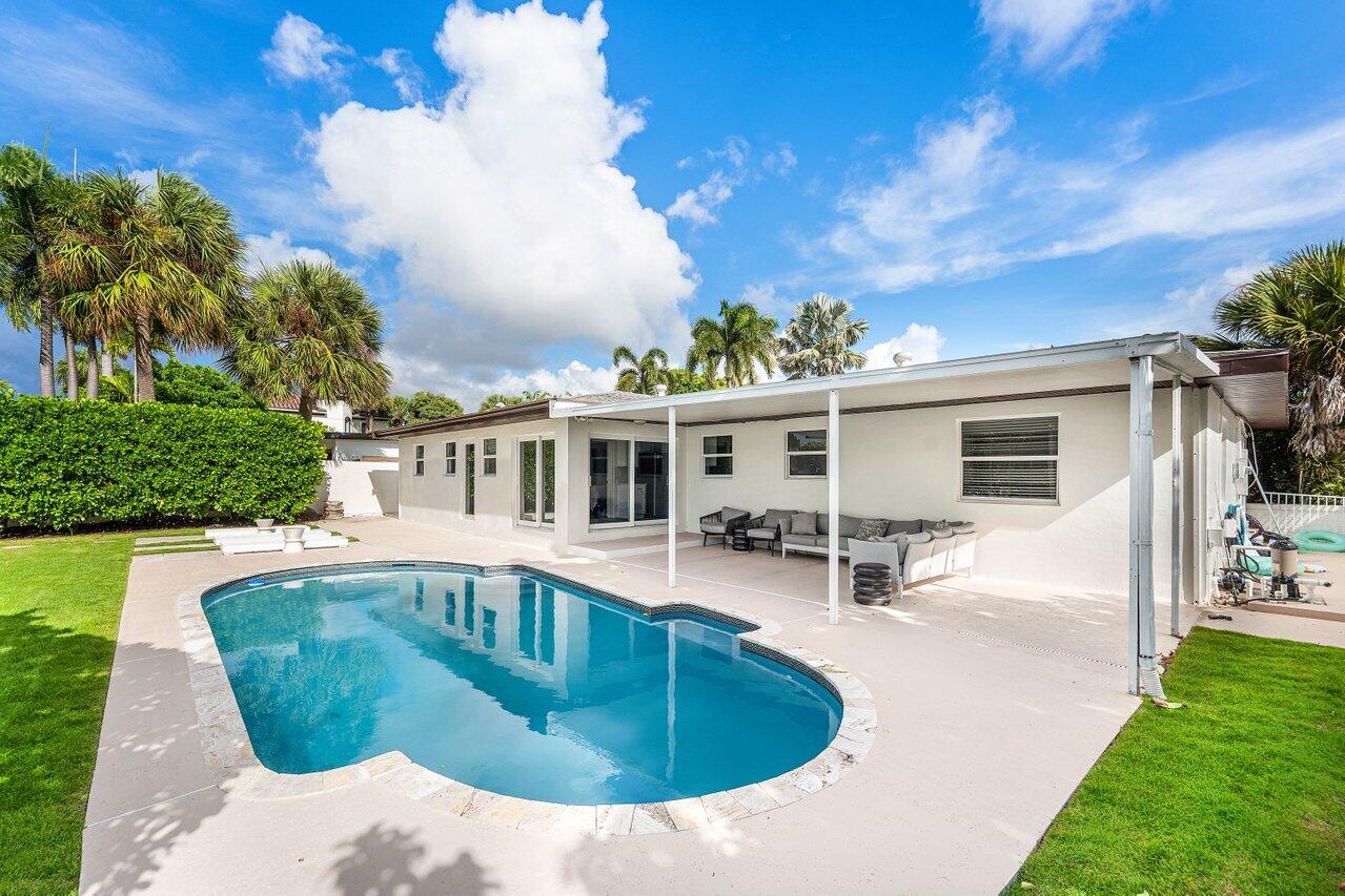 638 Shore Drive