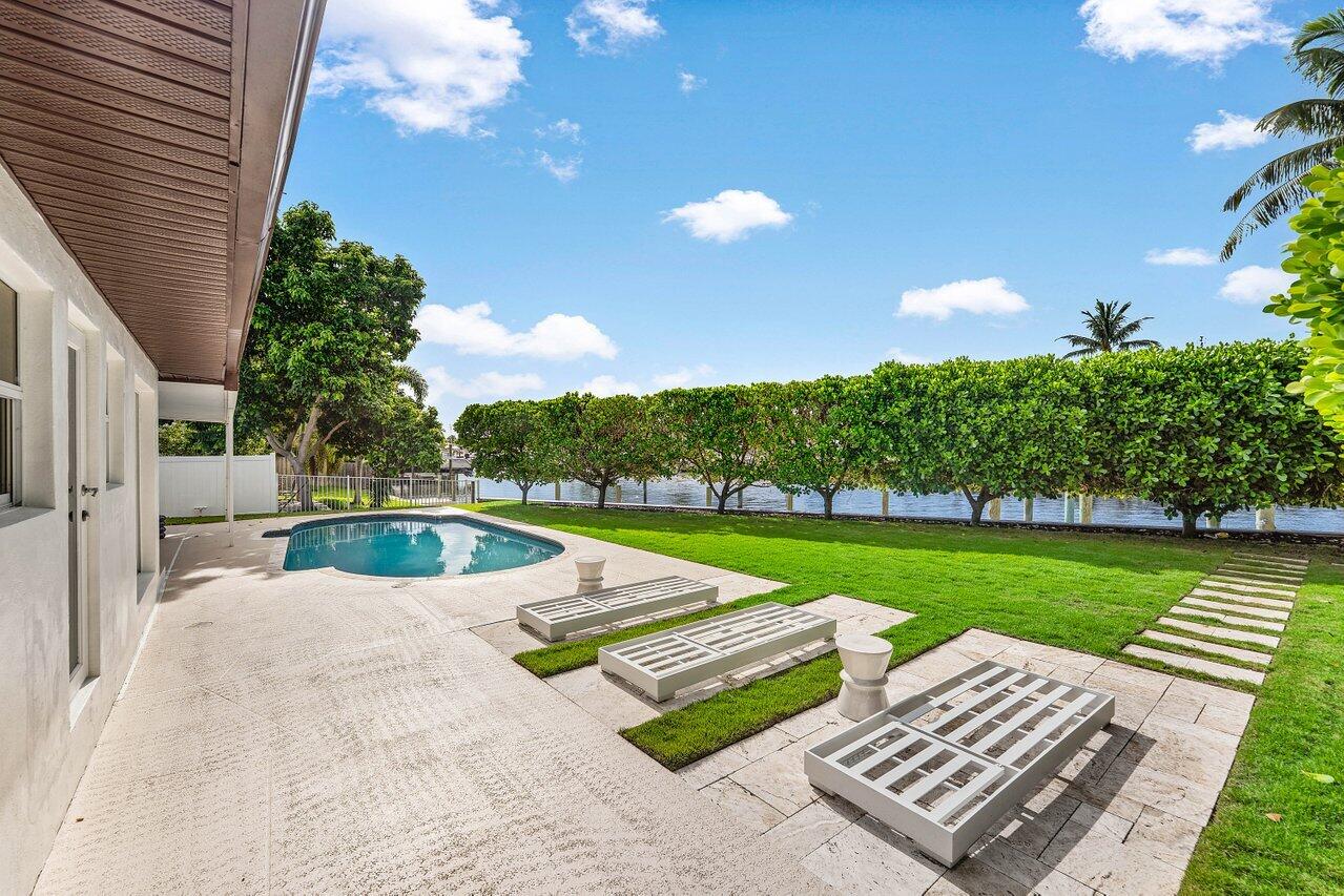638 Shore Drive