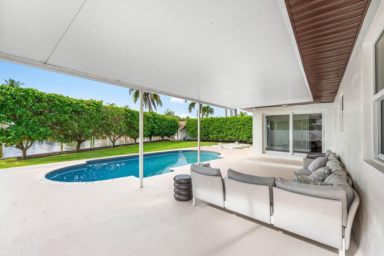 638 Shore Drive