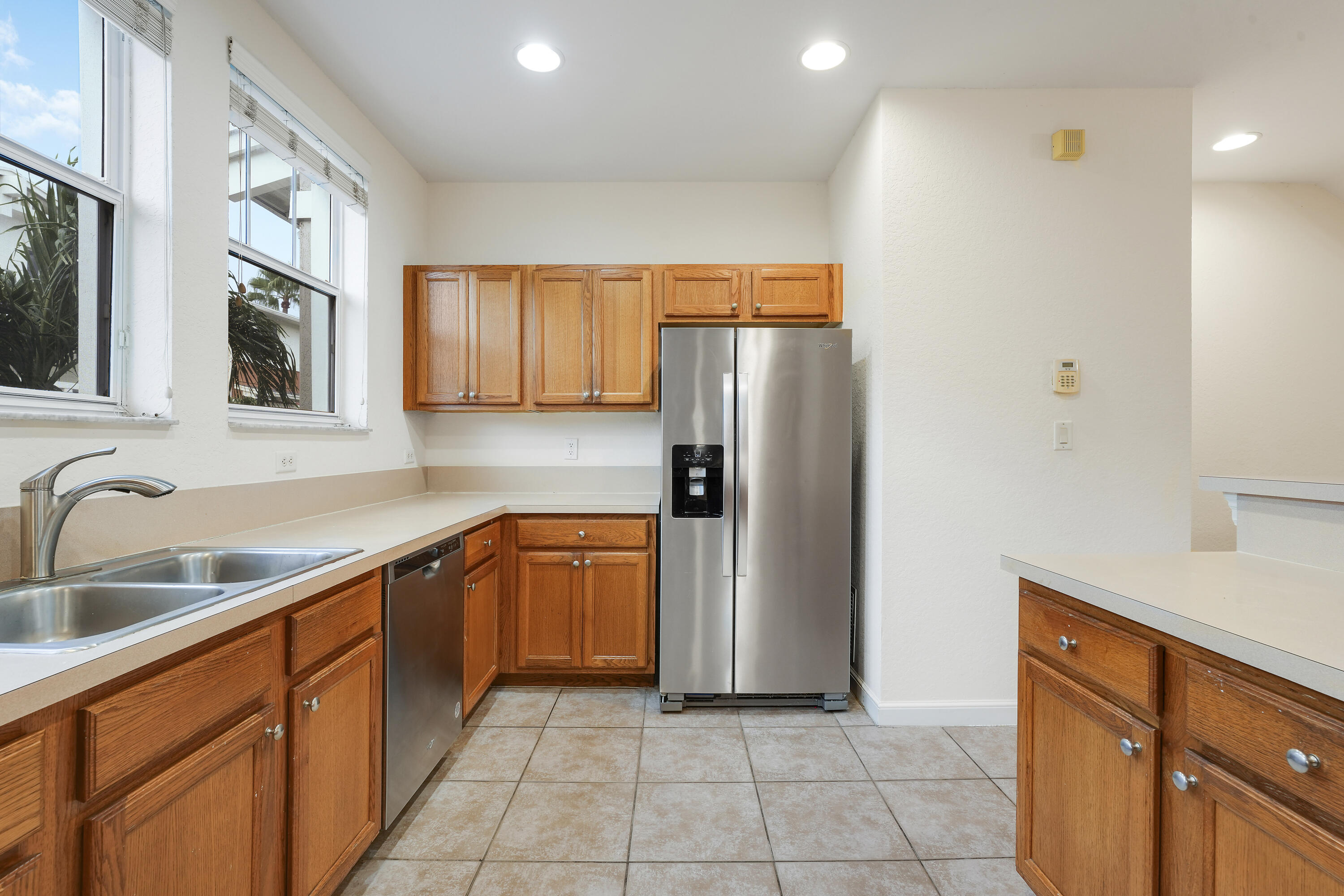 1740 SAN BENITO Way 4