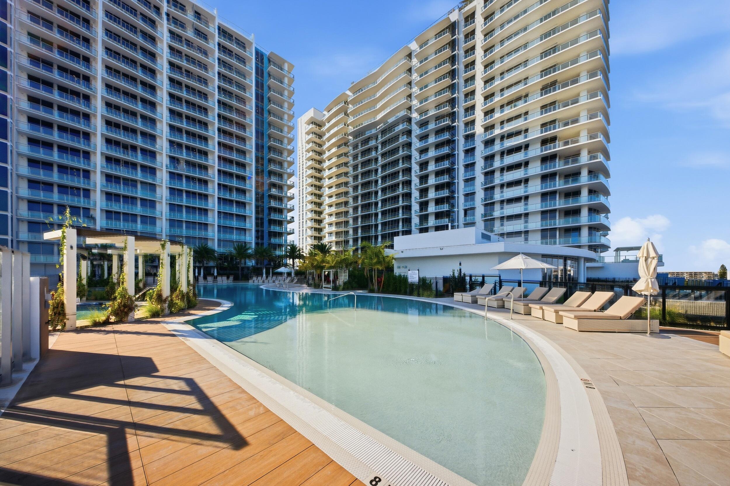 220 Lake Shore Drive 1407