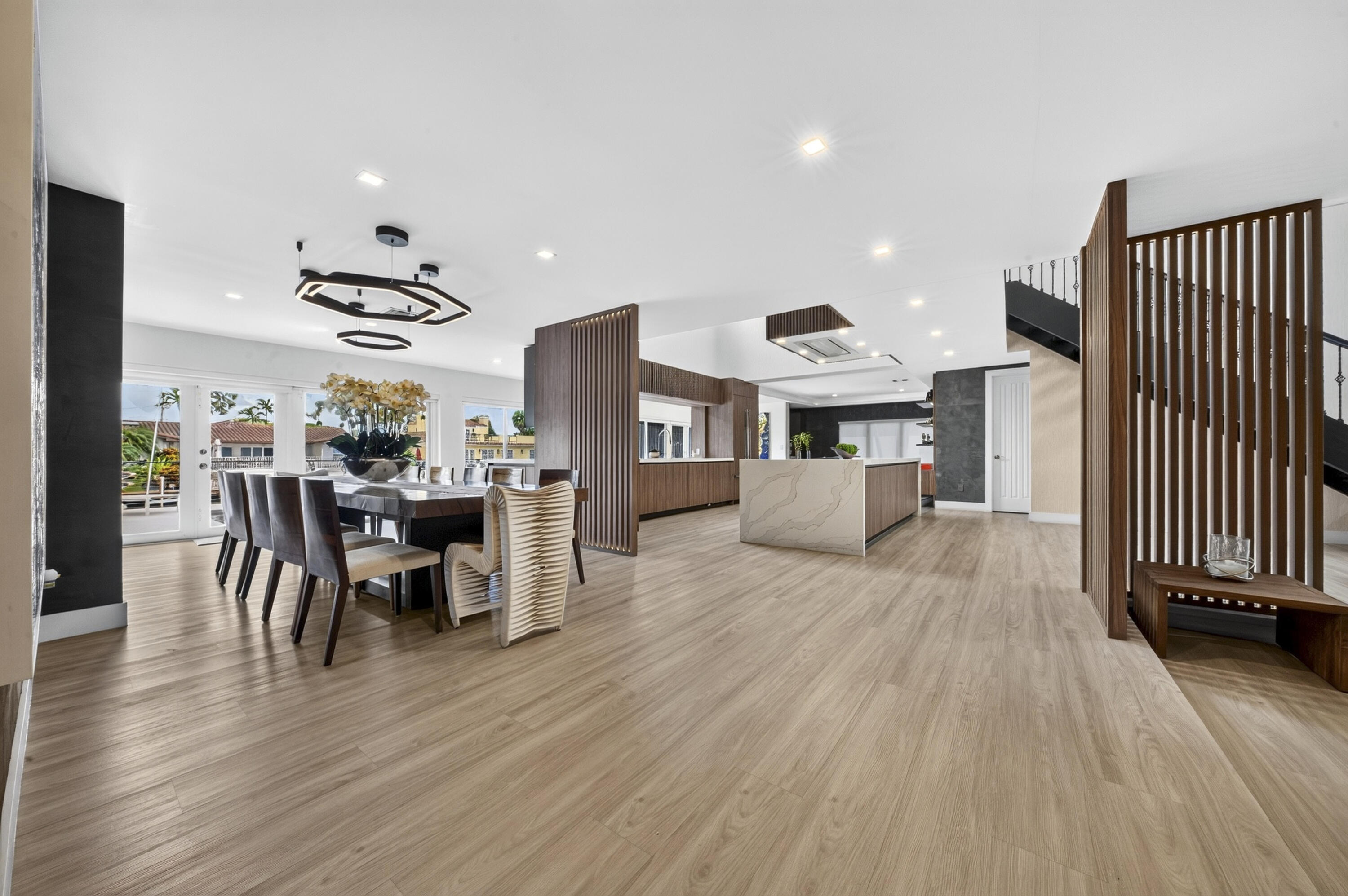 11 Castle Harbor Isle Drive