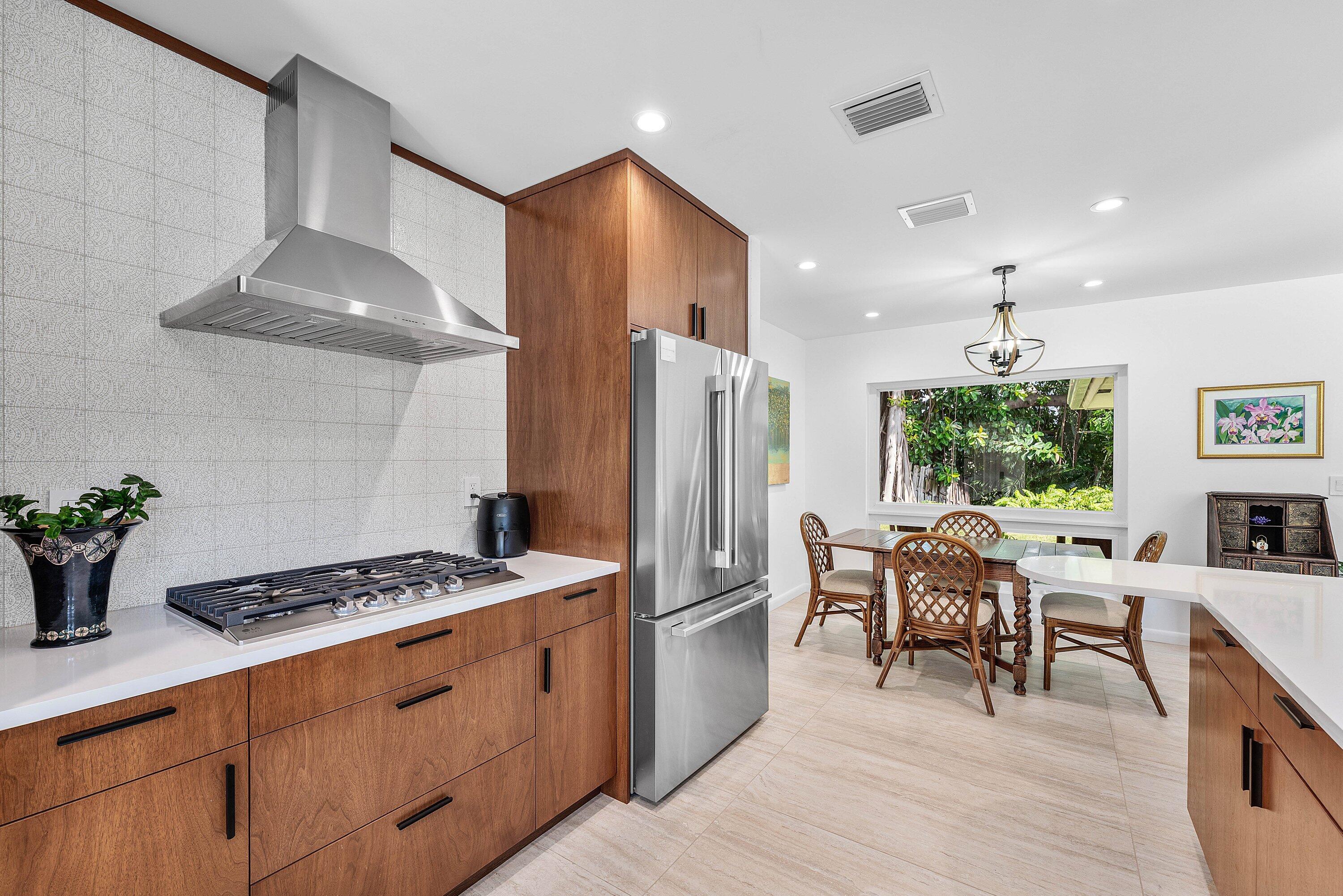 545 NW 7th Street