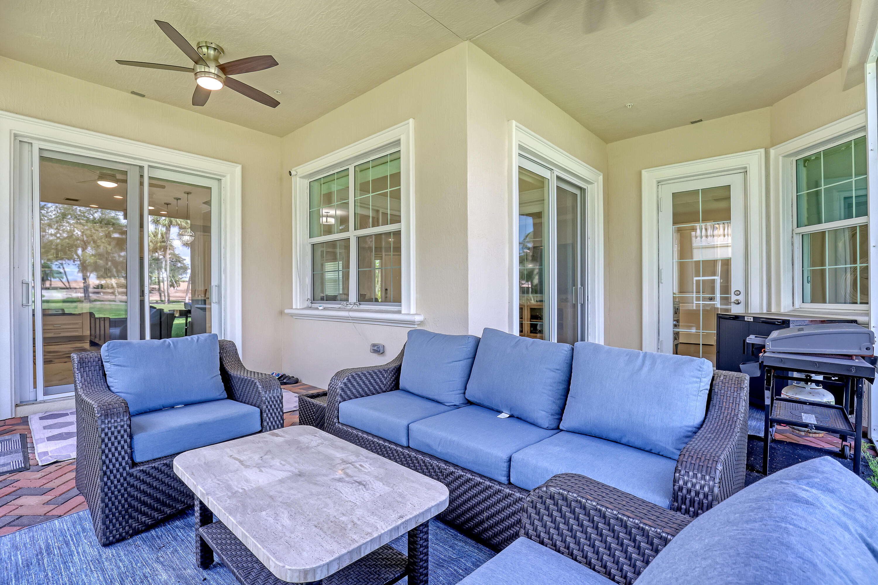 175 Tresana Boulevard 137