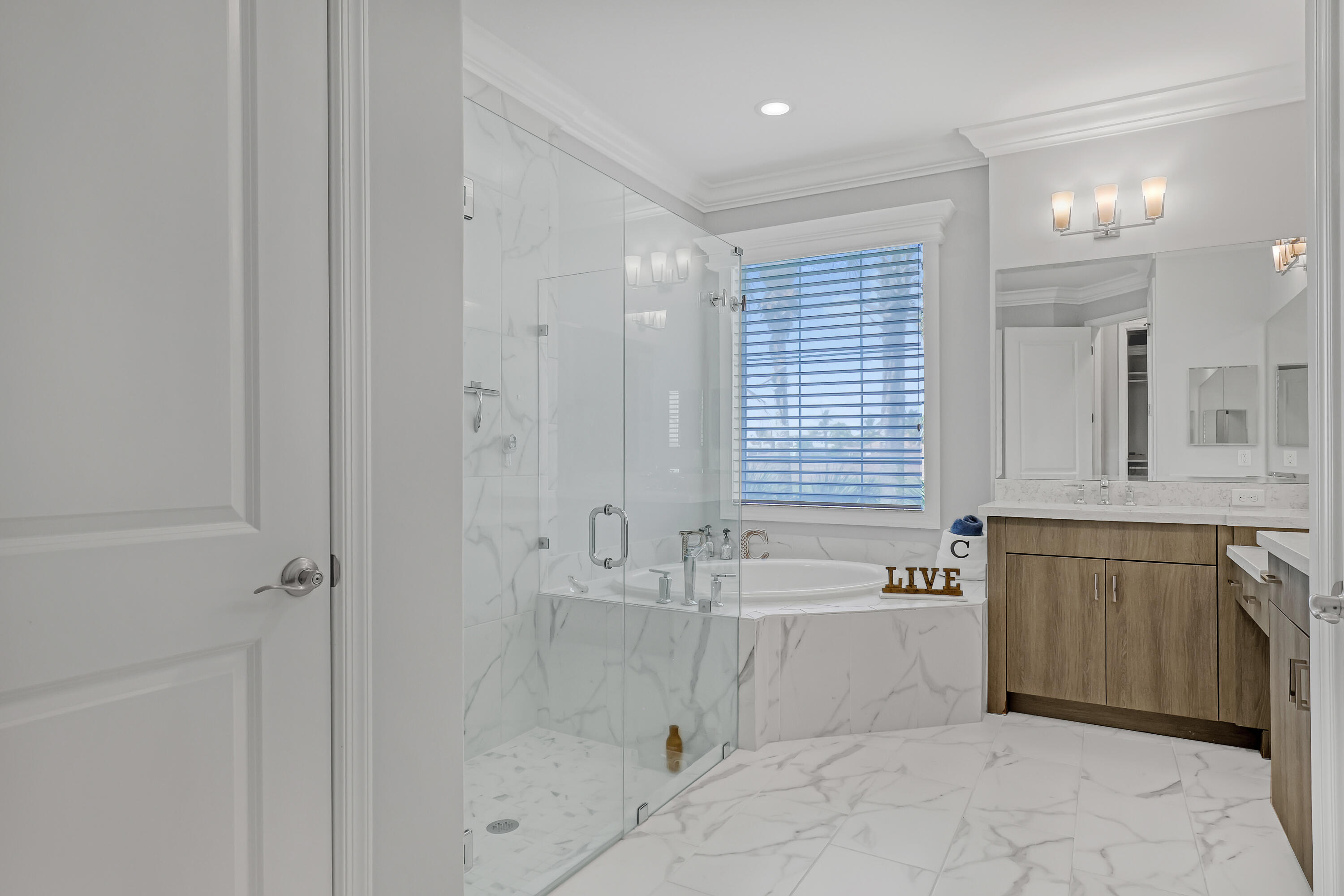 175 Tresana Boulevard 137