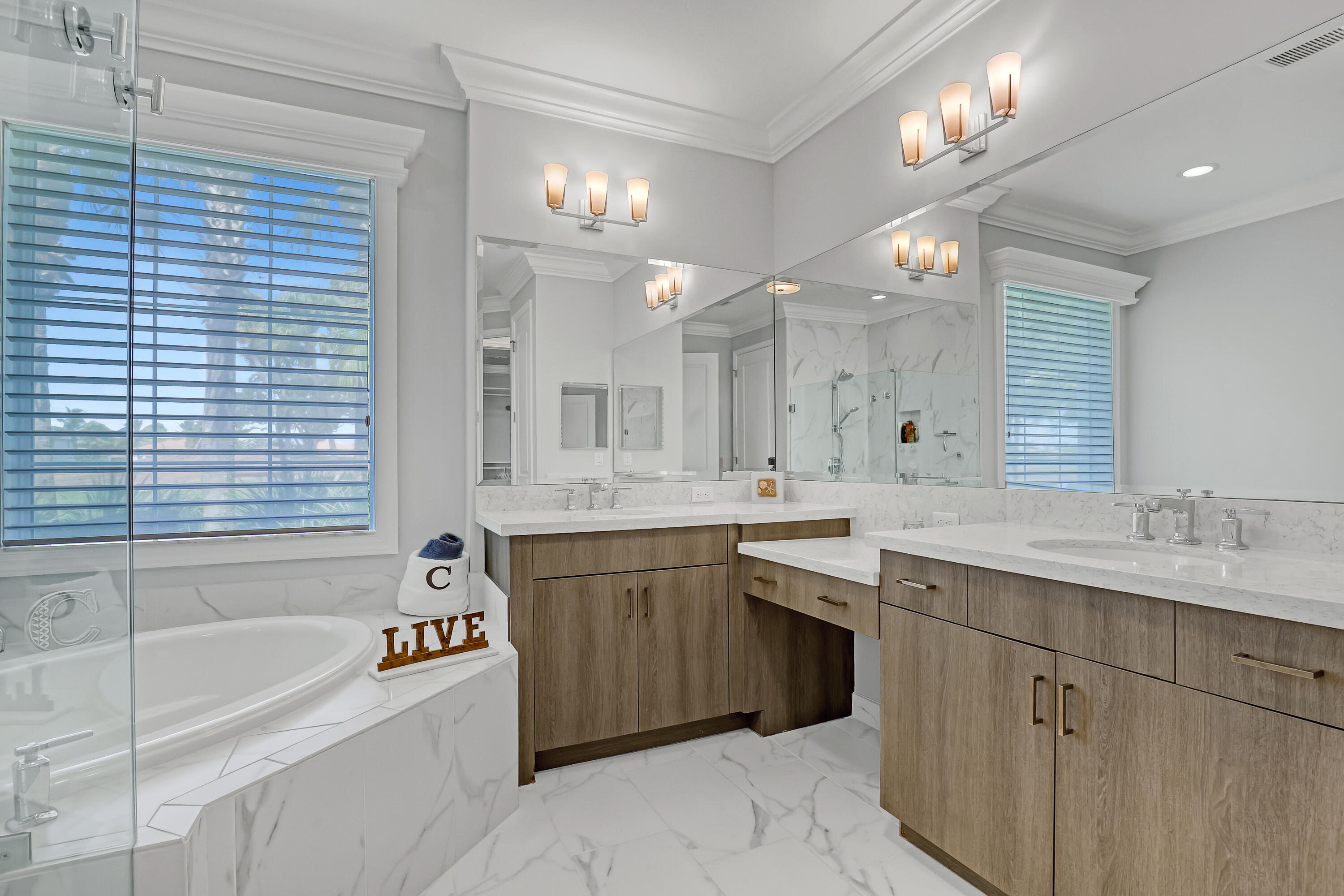 175 Tresana Boulevard 137