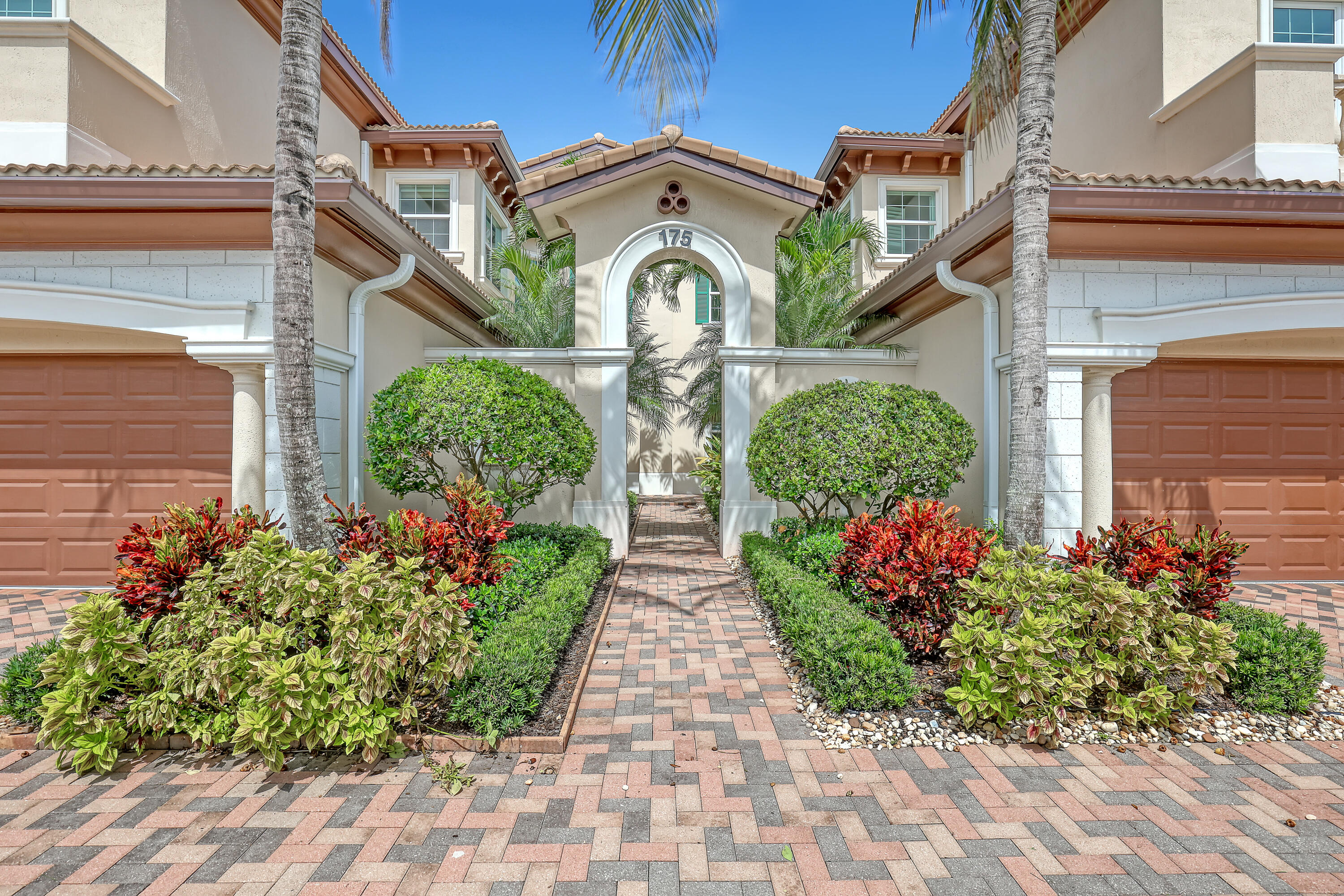 175 Tresana Boulevard 137