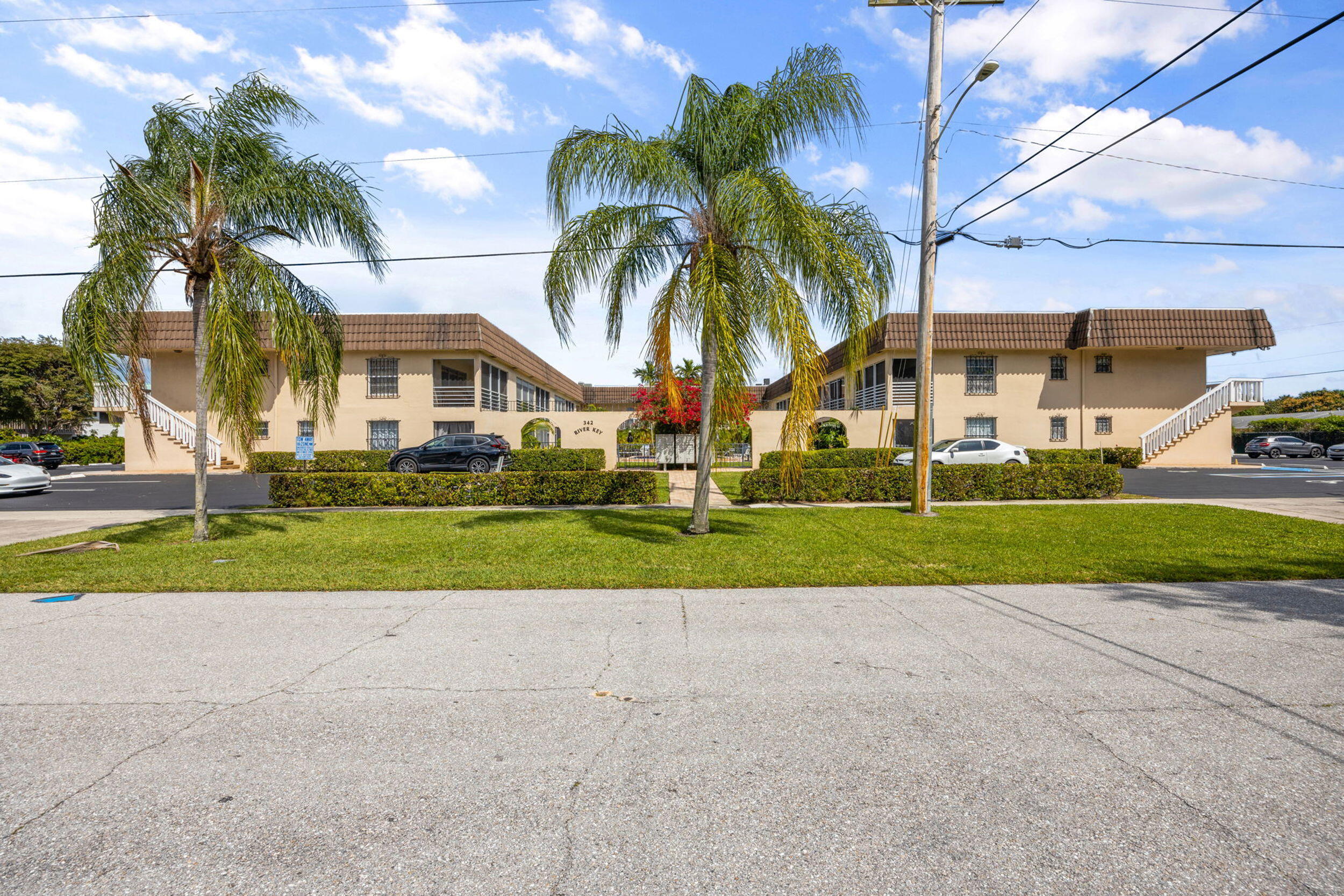 342 SOUTHWIND Drive 102