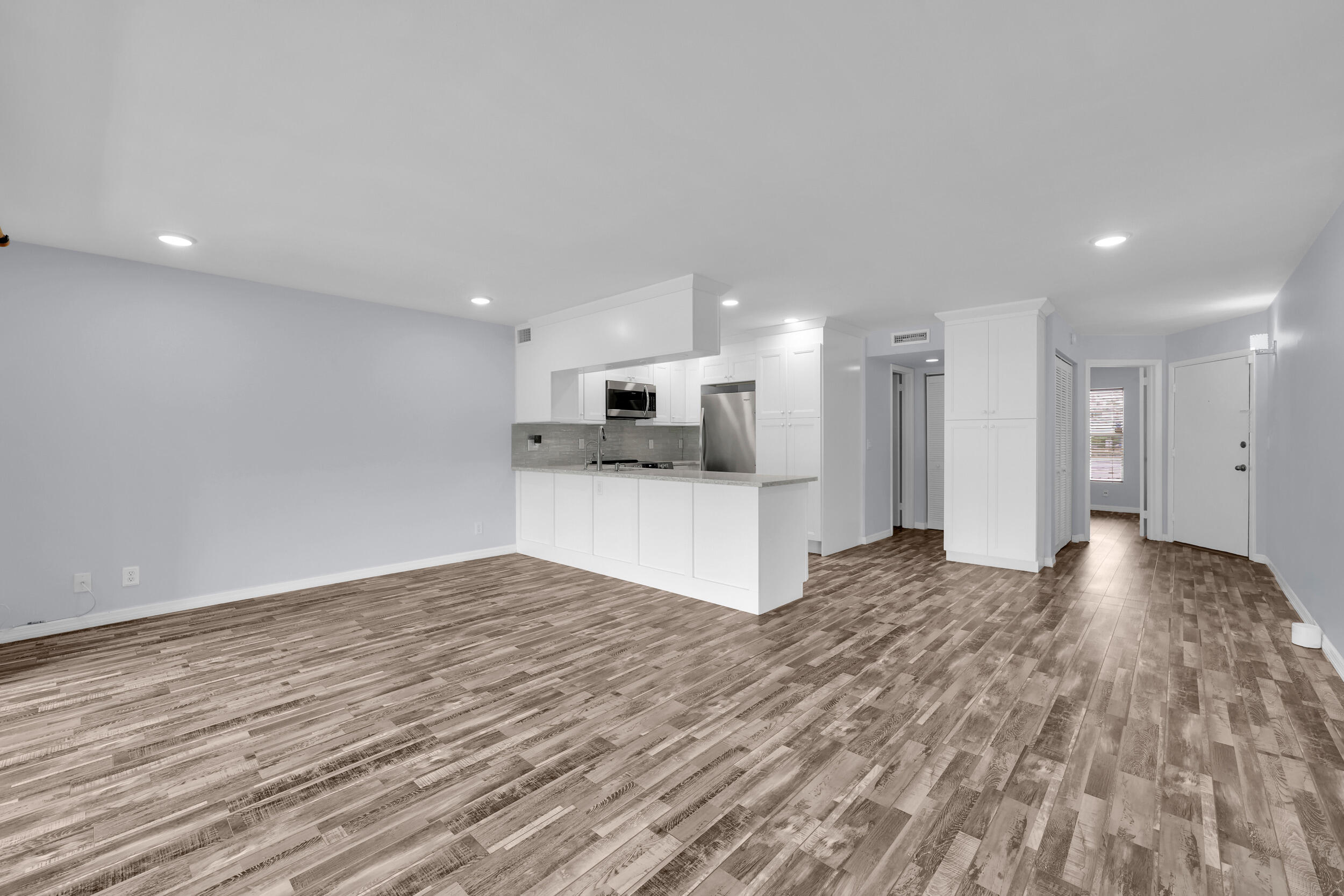 342 SOUTHWIND Drive 102