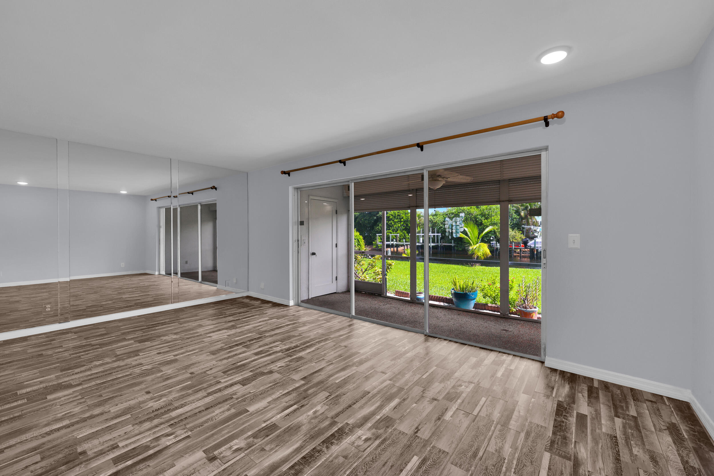 342 SOUTHWIND Drive 102