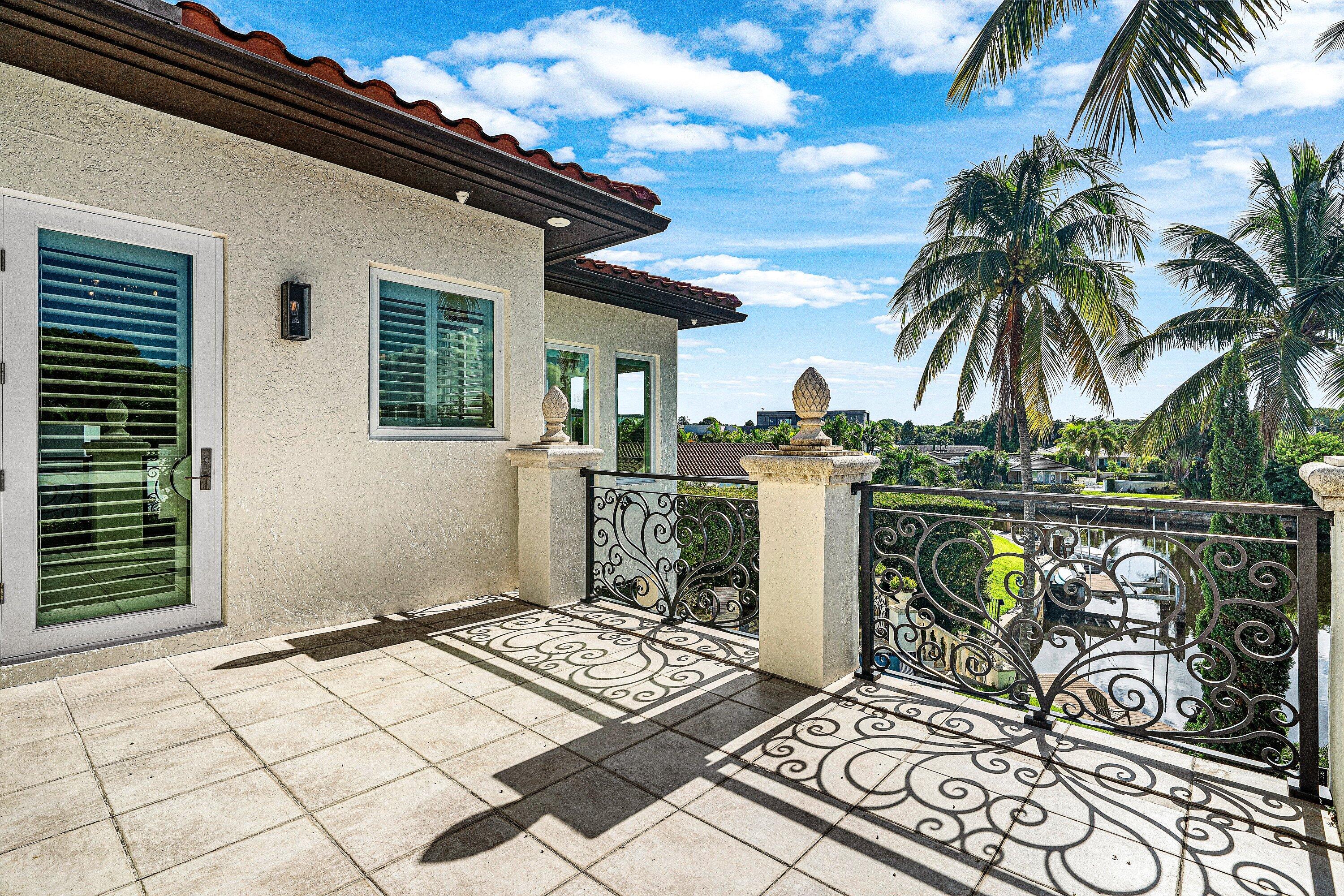 760 Coquina Way