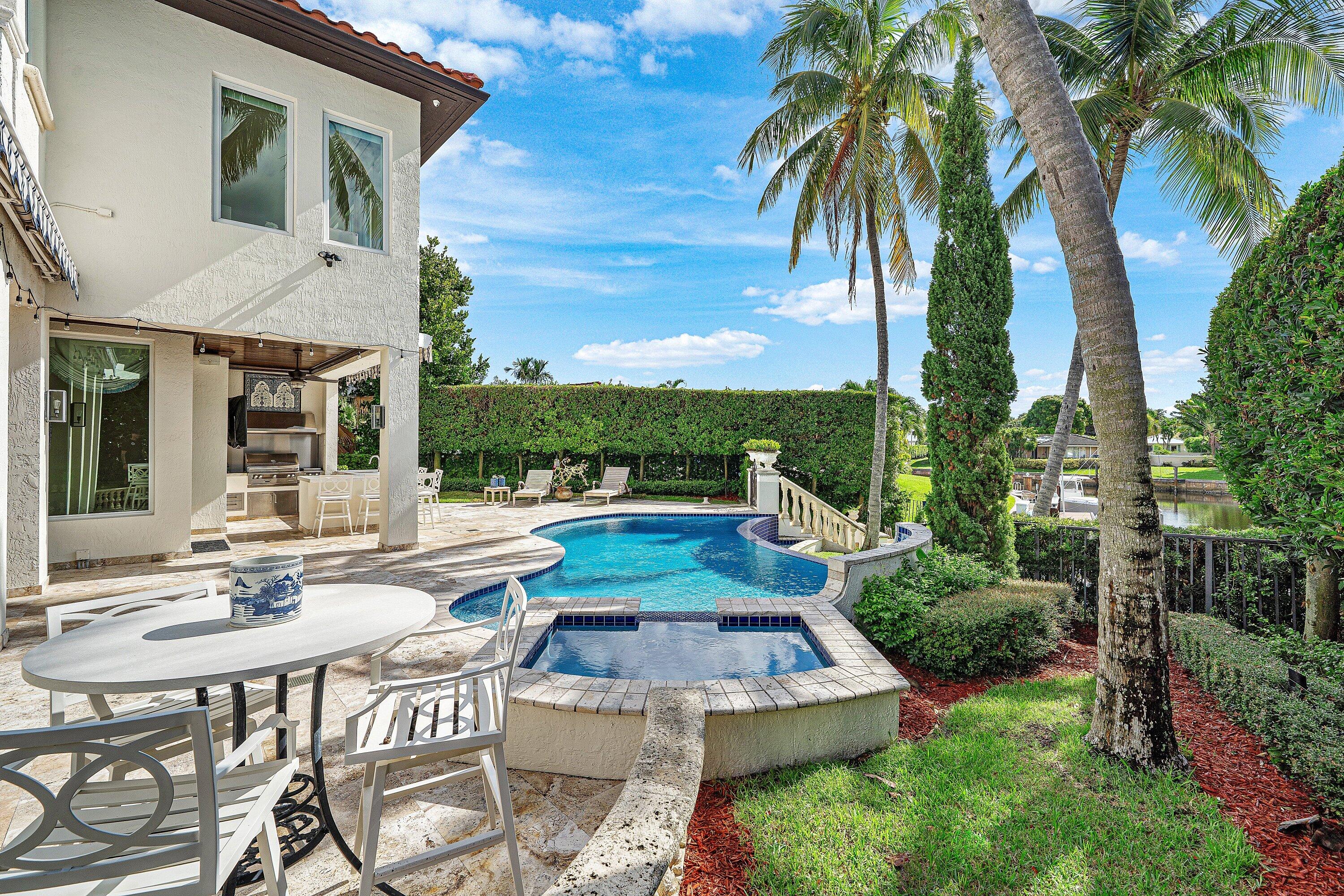 760 Coquina Way