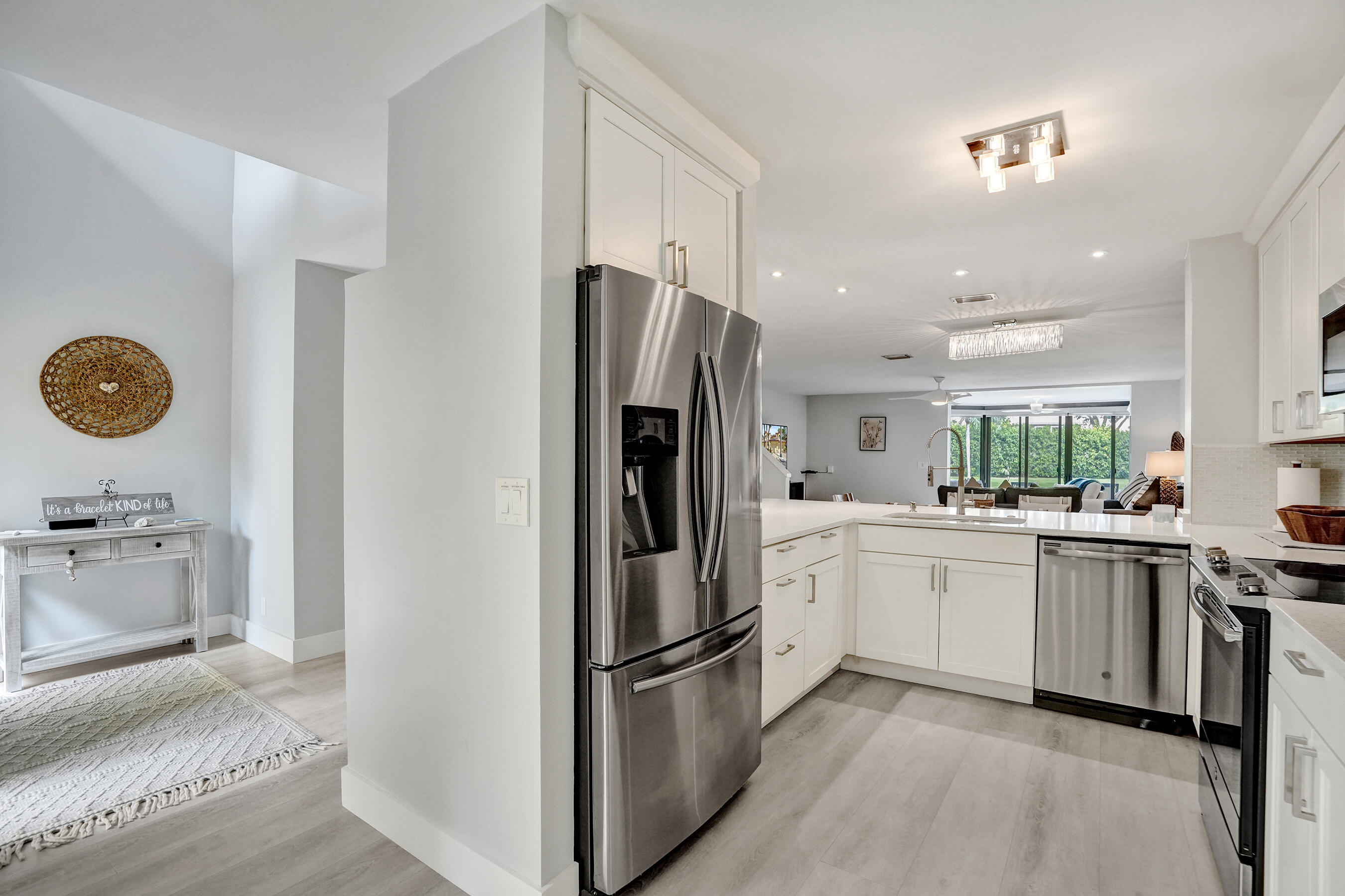 5355 10th Fairway Drive 2