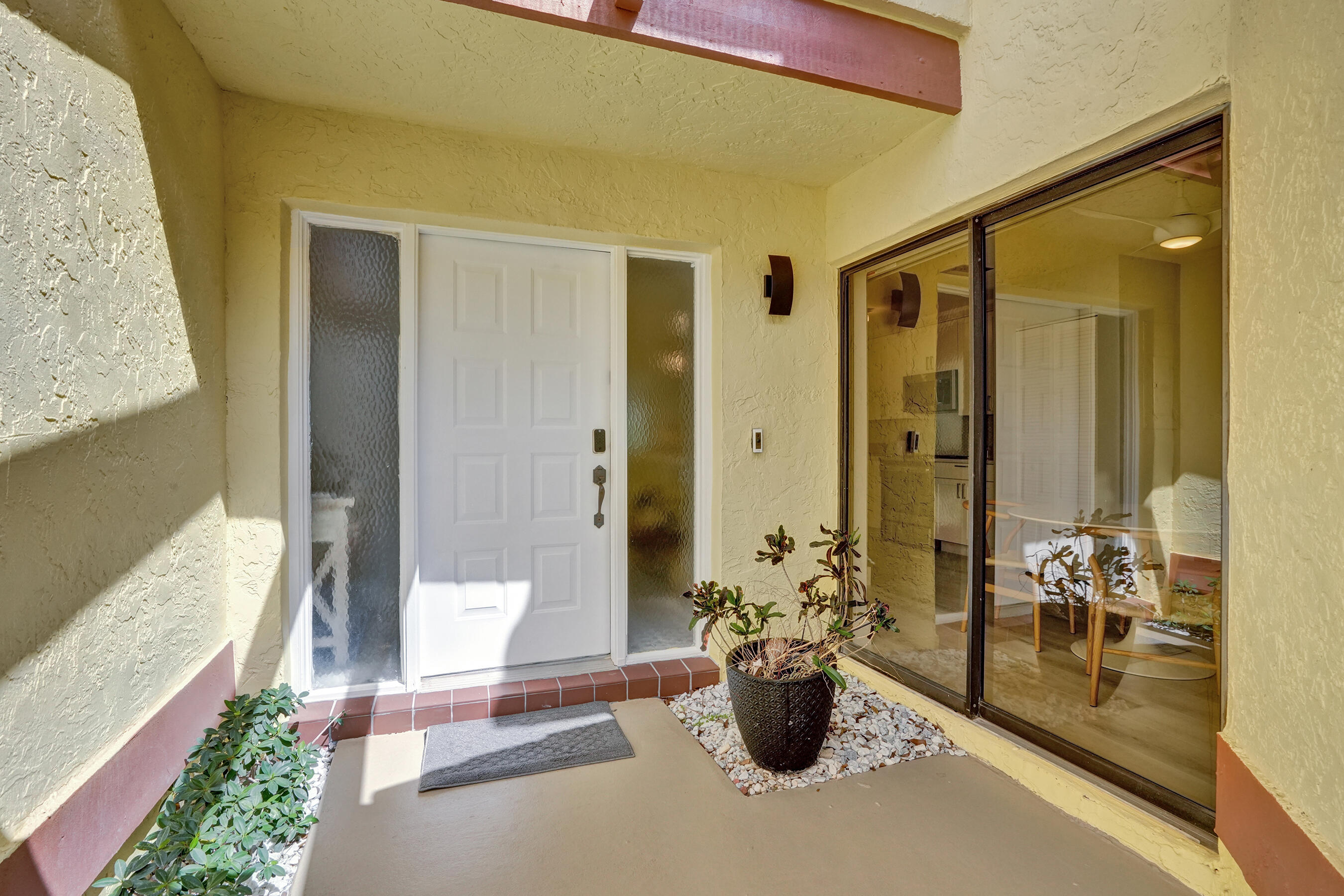5355 10th Fairway Drive 2