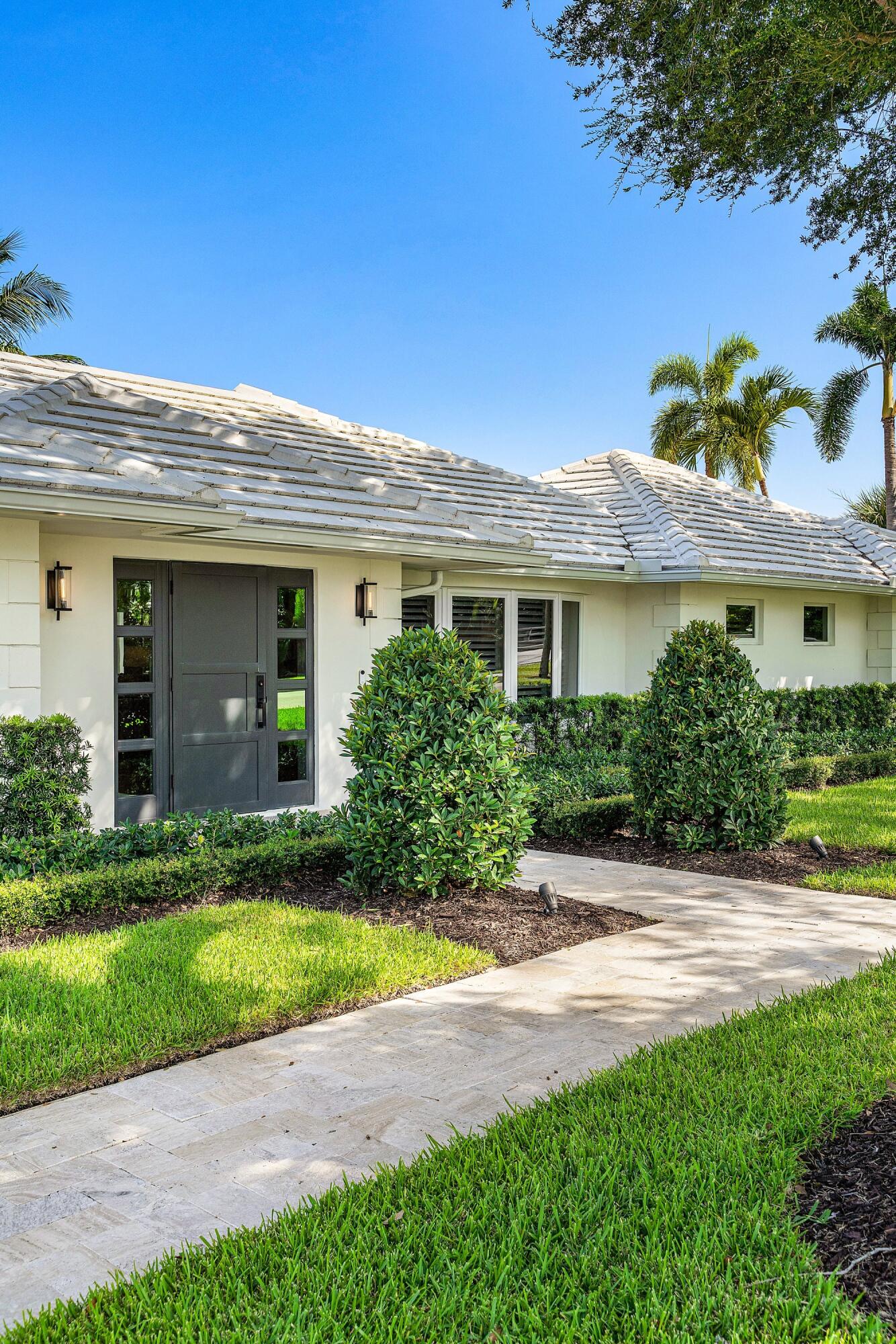 1200 Cypress Way