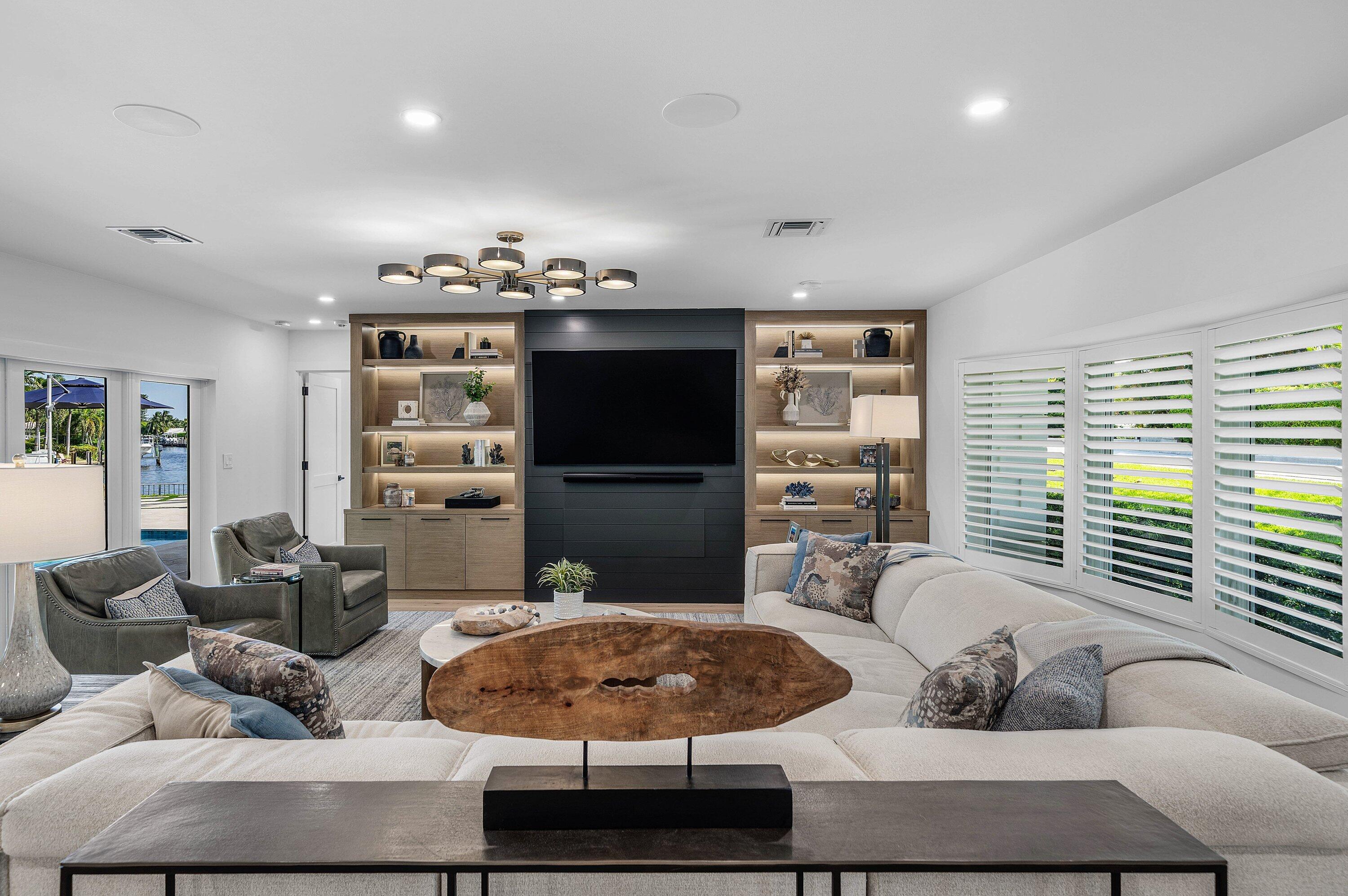 1200 Cypress Way