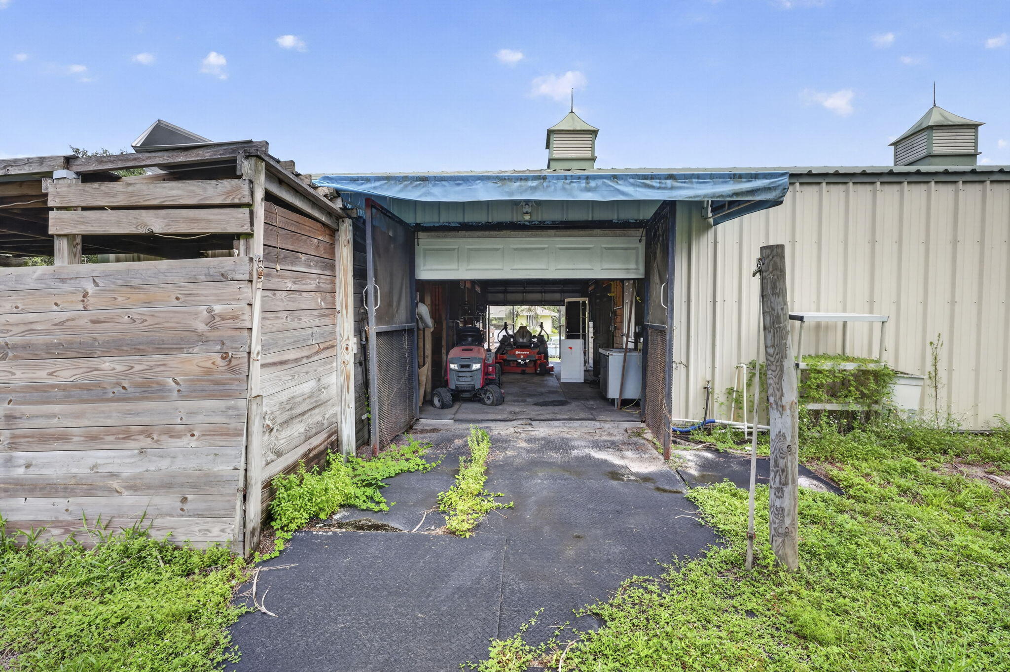 10920 Barn Road