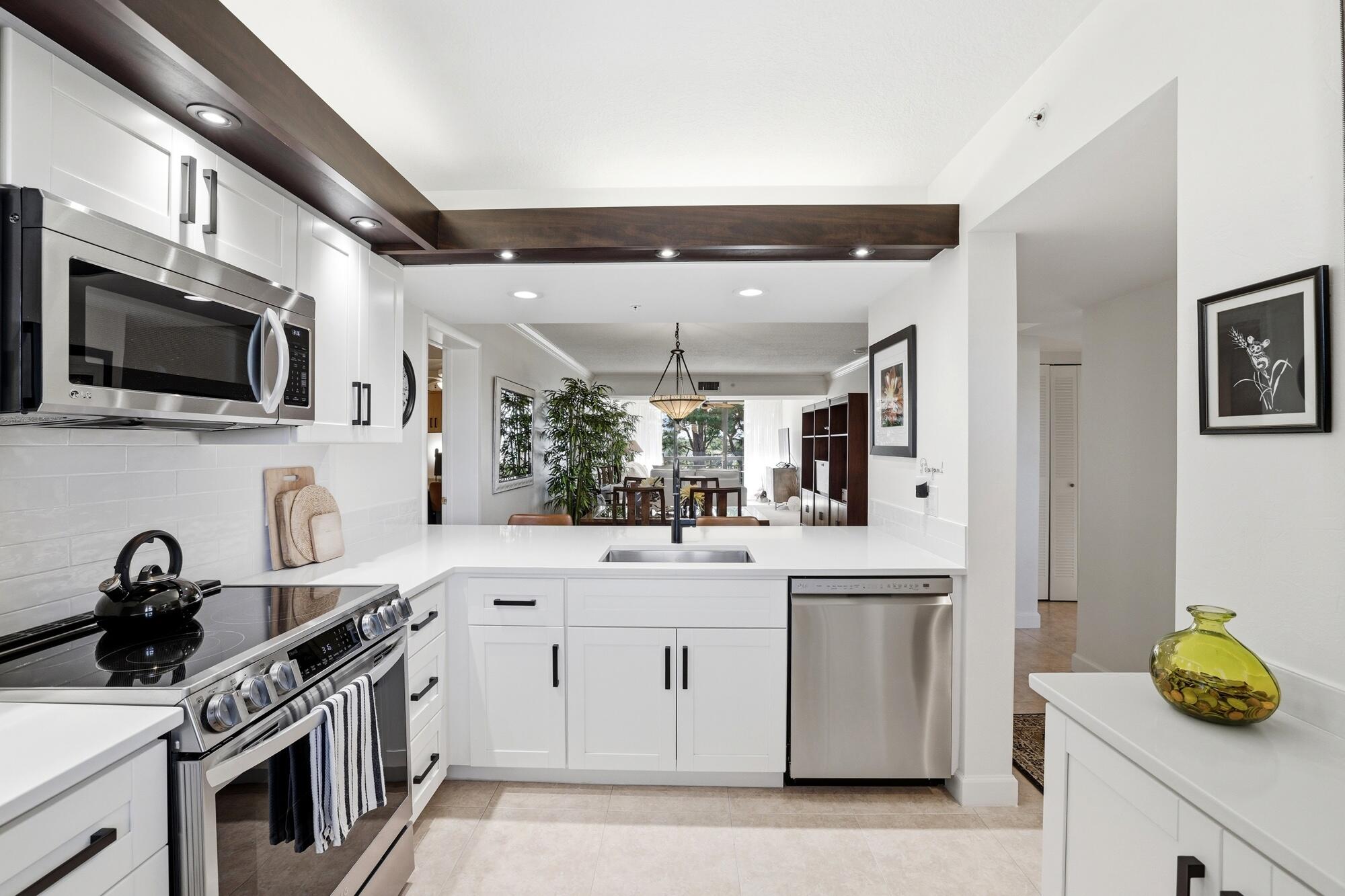2101 Marina Isle Way 404