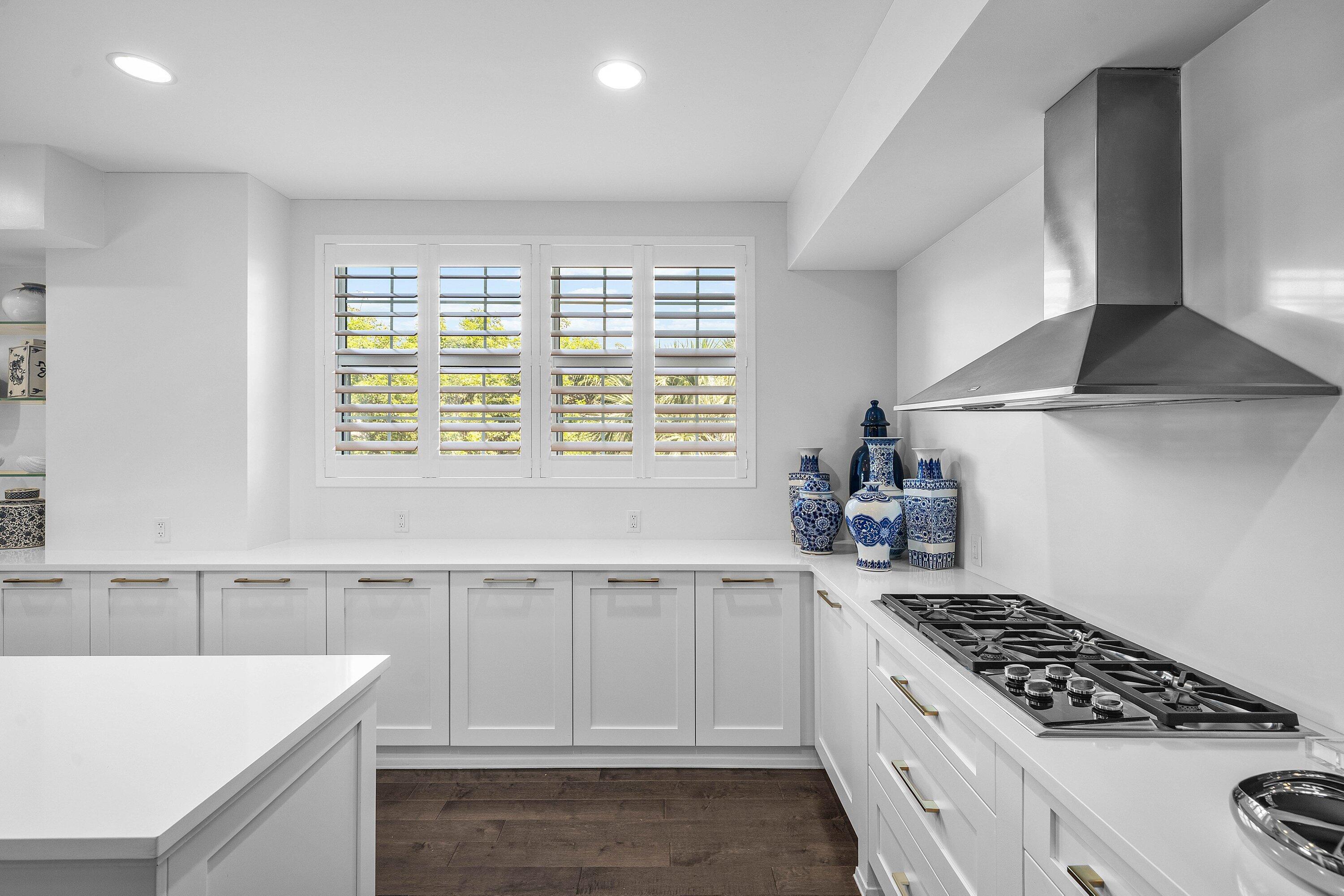 1 N OCEAN Boulevard 207