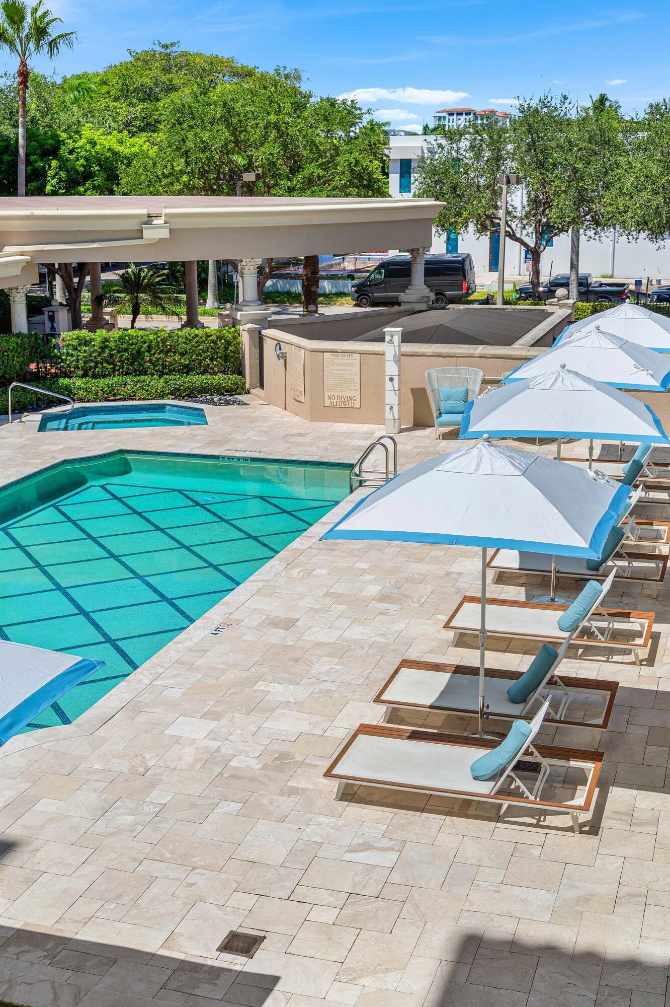 1 N OCEAN Boulevard 207