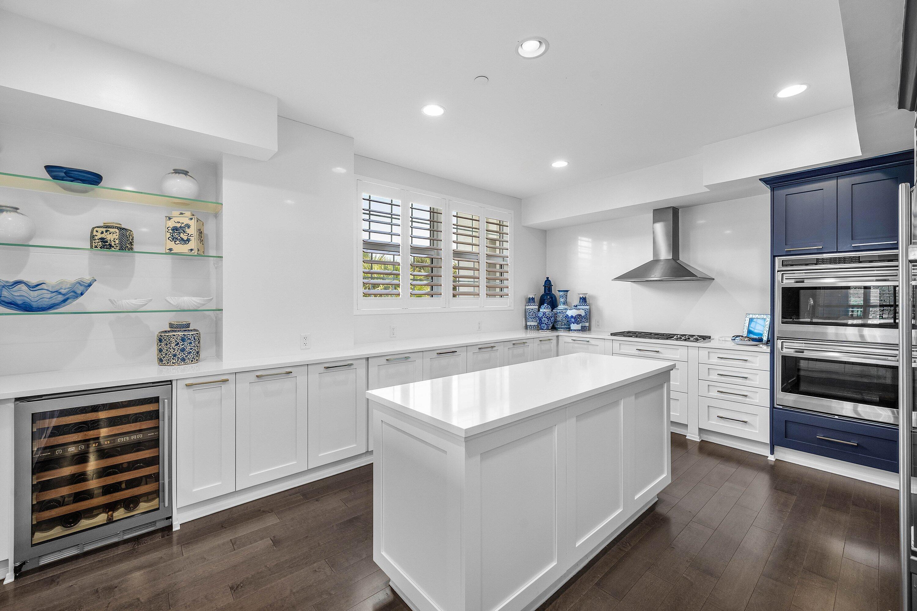 1 N OCEAN Boulevard 207