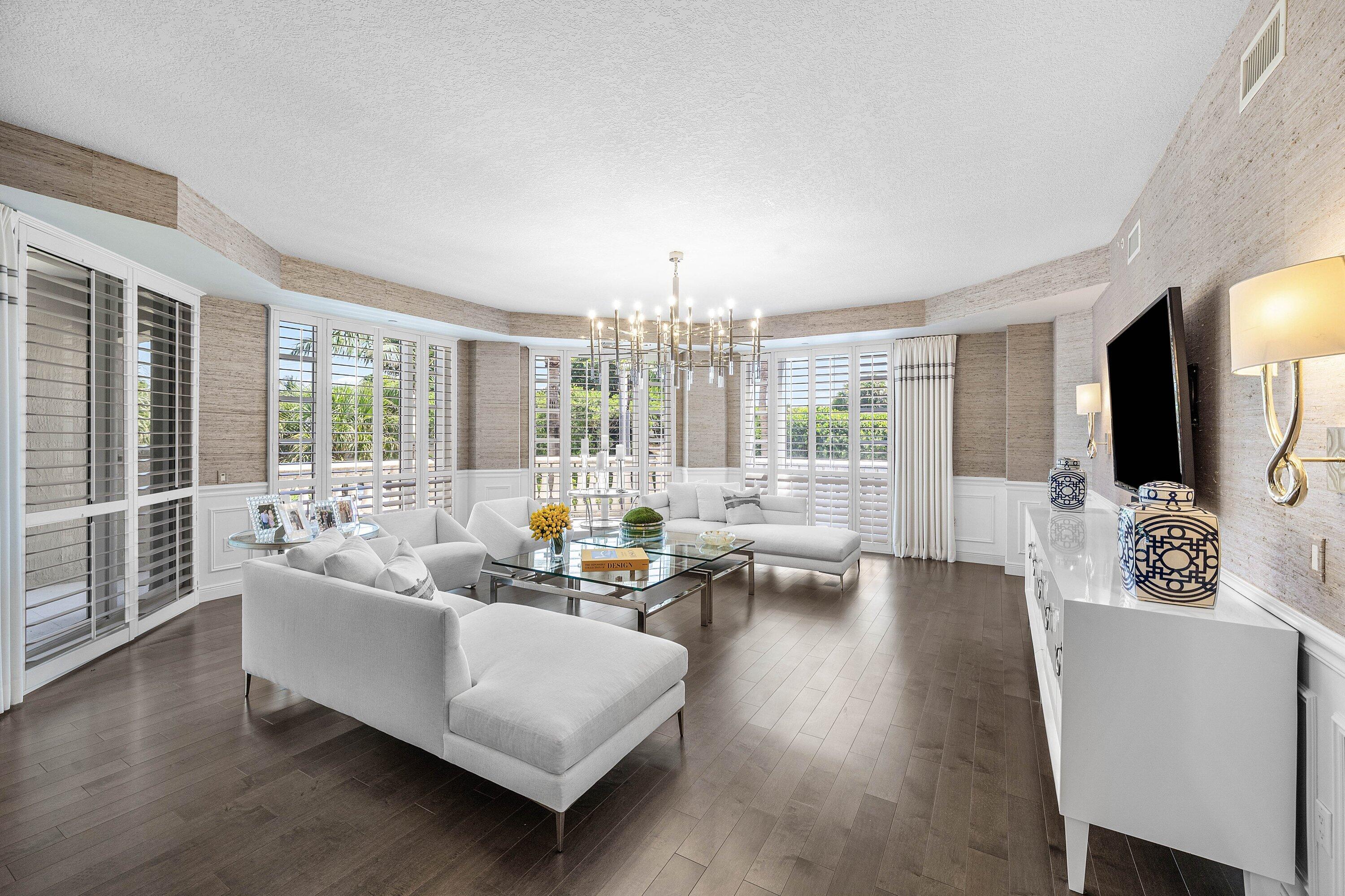 1 N OCEAN Boulevard 207