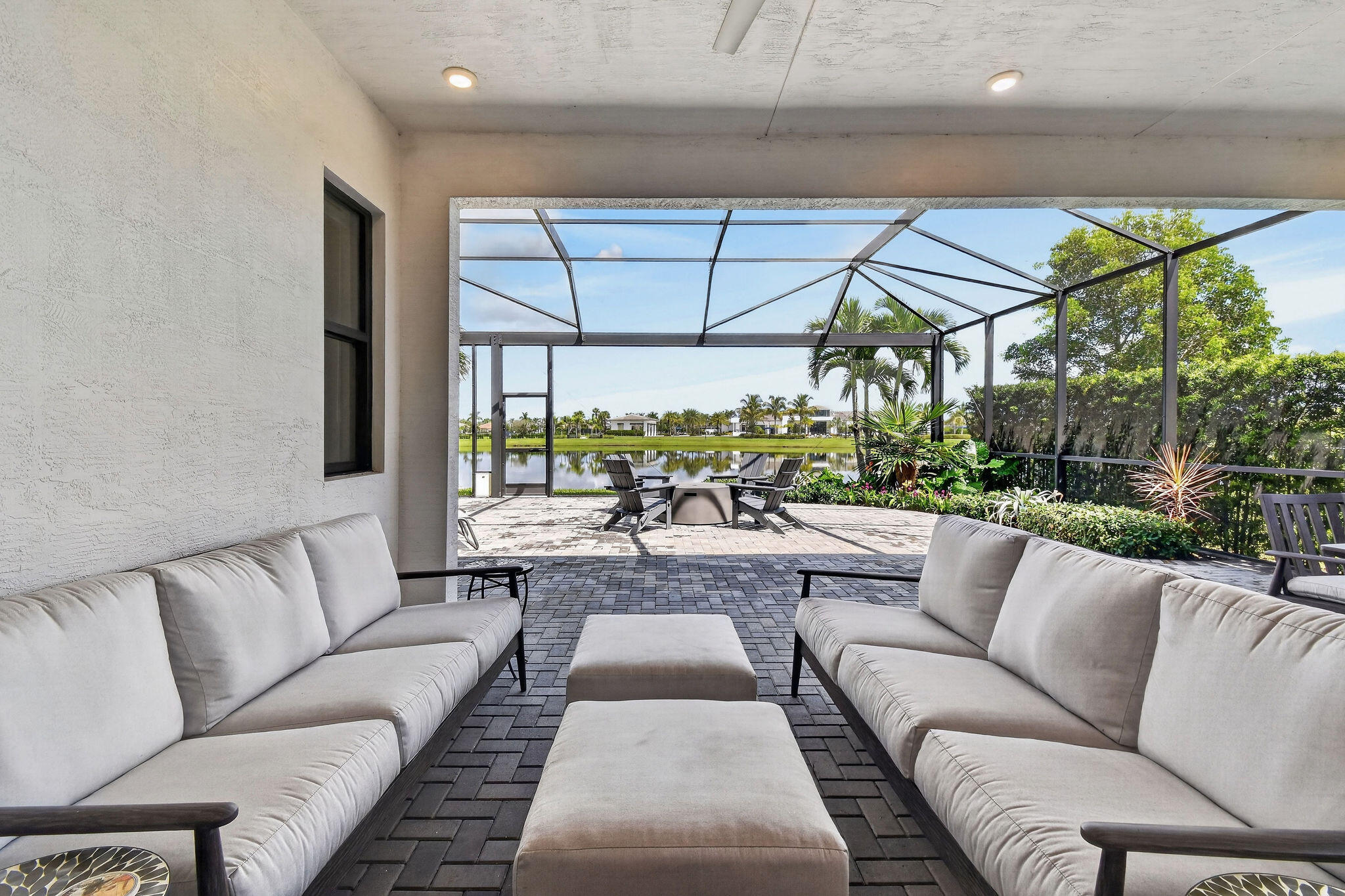 15811 Key Biscayne Lane