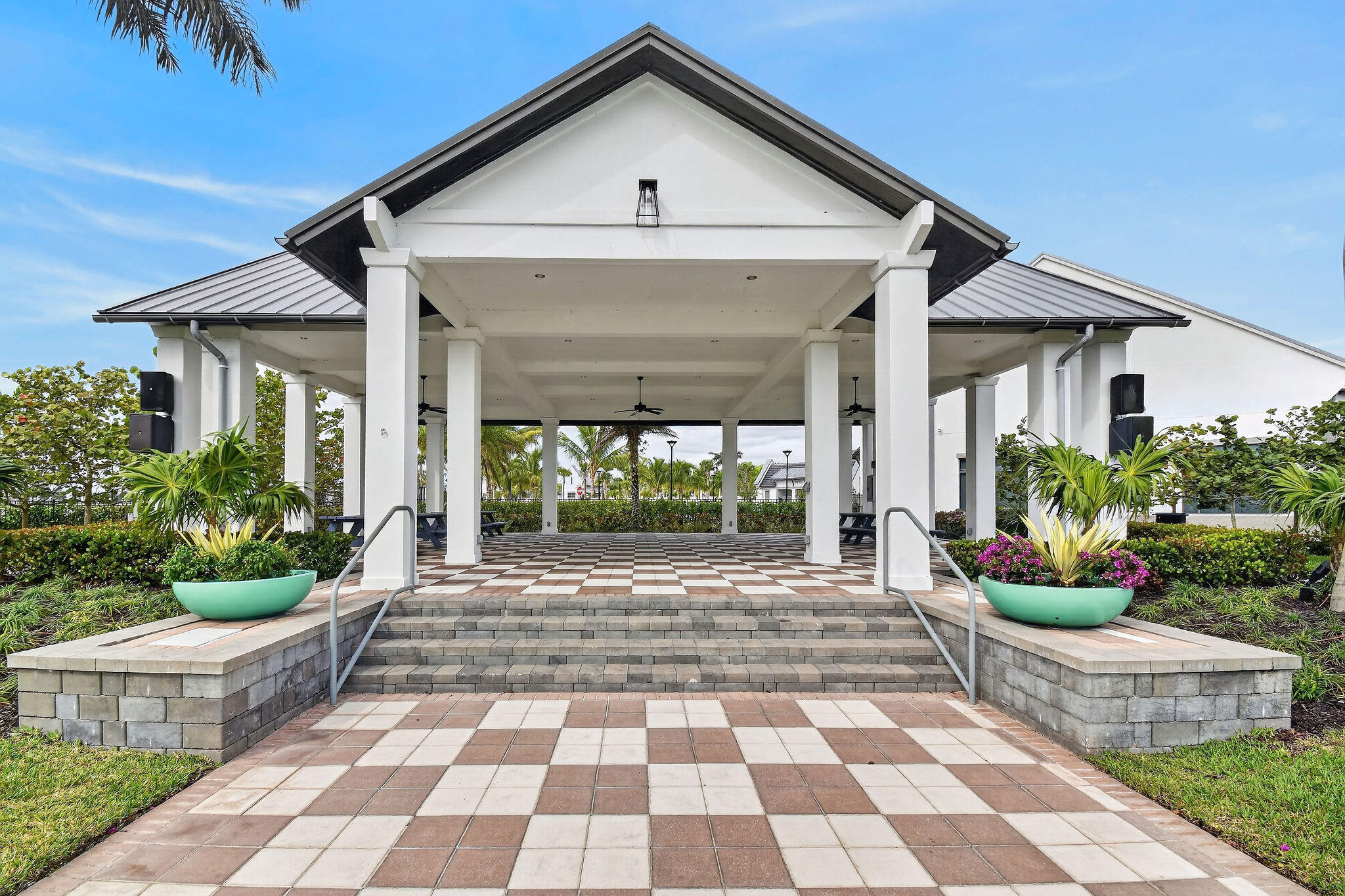 15811 Key Biscayne Lane