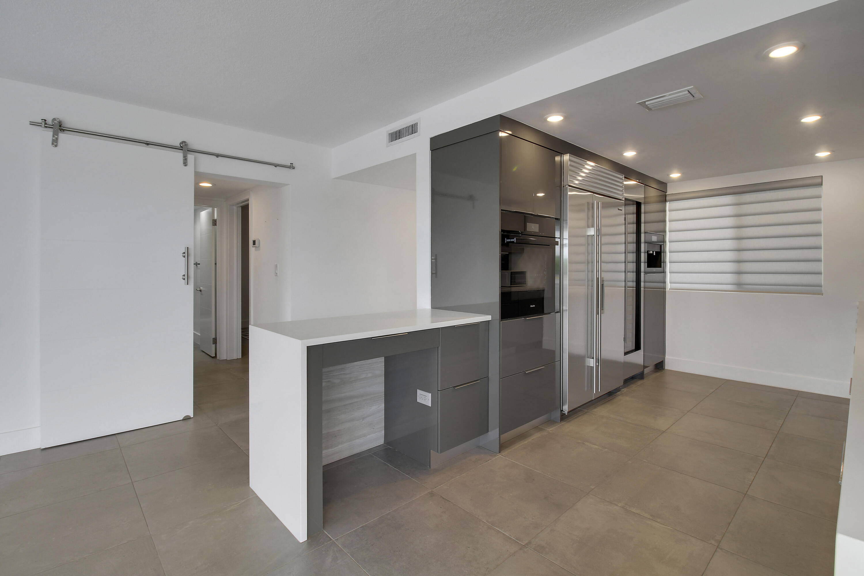 325 S BEACH 210