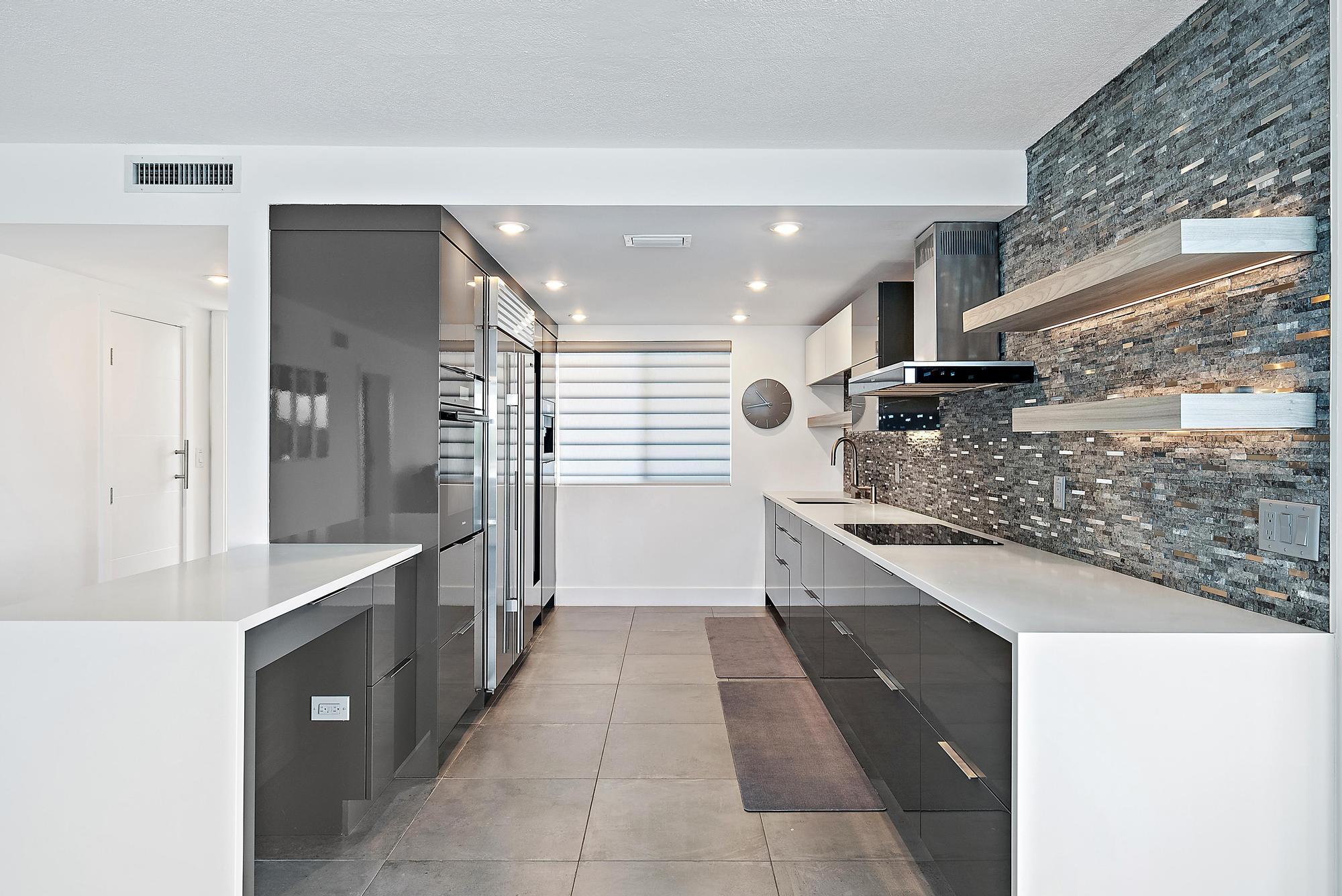 325 S BEACH 210