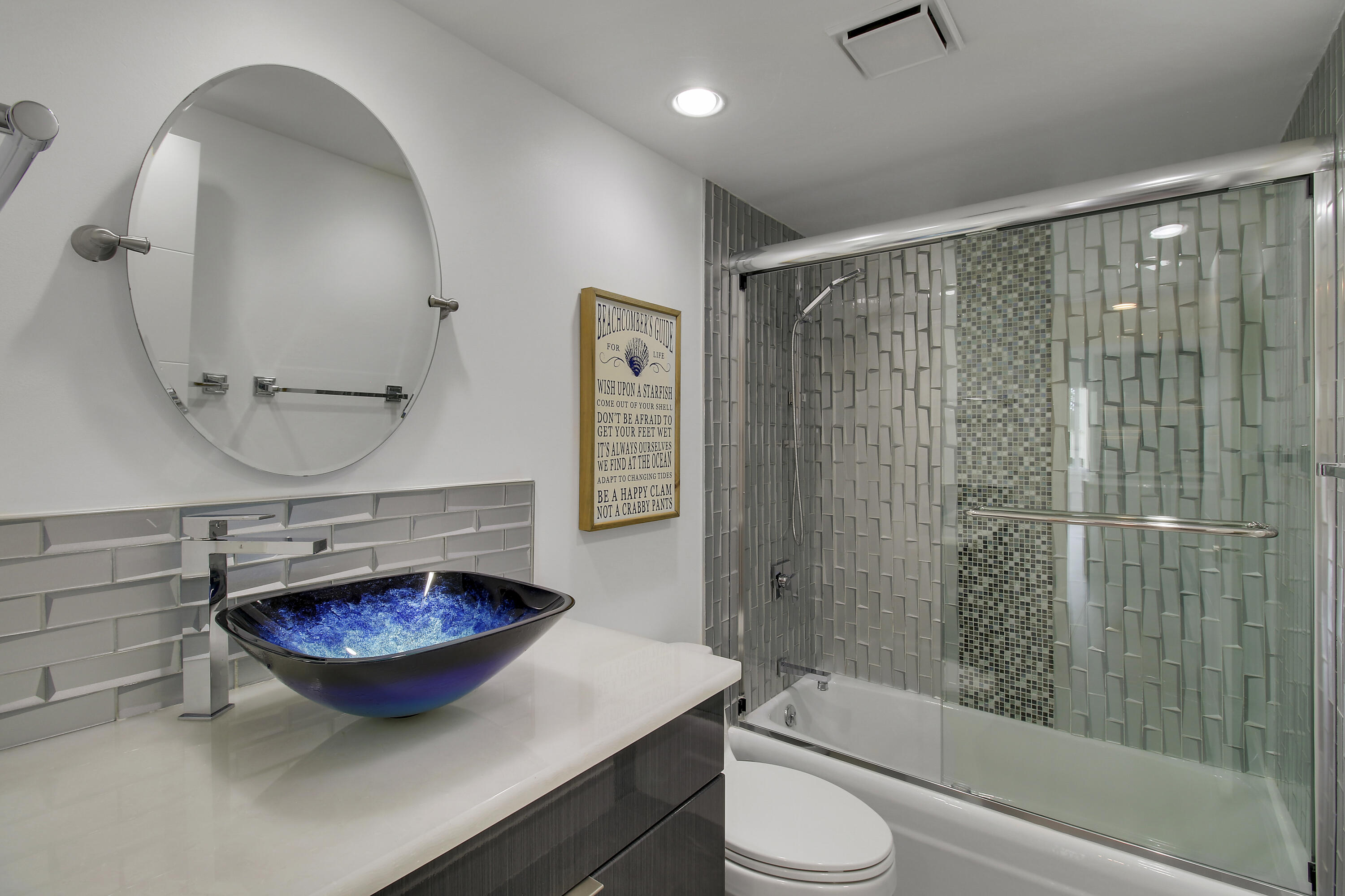 325 S BEACH 210